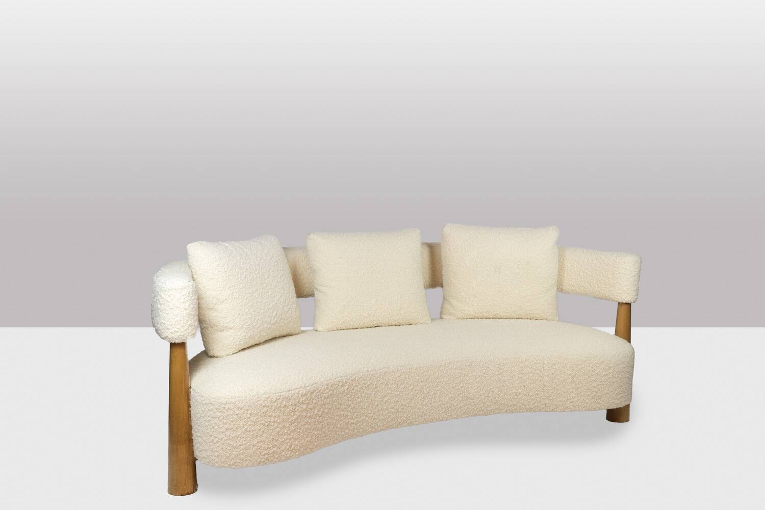 “Bean” shaped 3-seater sofa, in blond beech. Contemporary work
