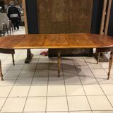 Round Louis Philippe table with 3 extensions