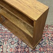 1980s English oak bookshelf unit