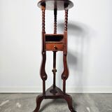 Elegant Victorian Mahogany Plant Stand / Side Table