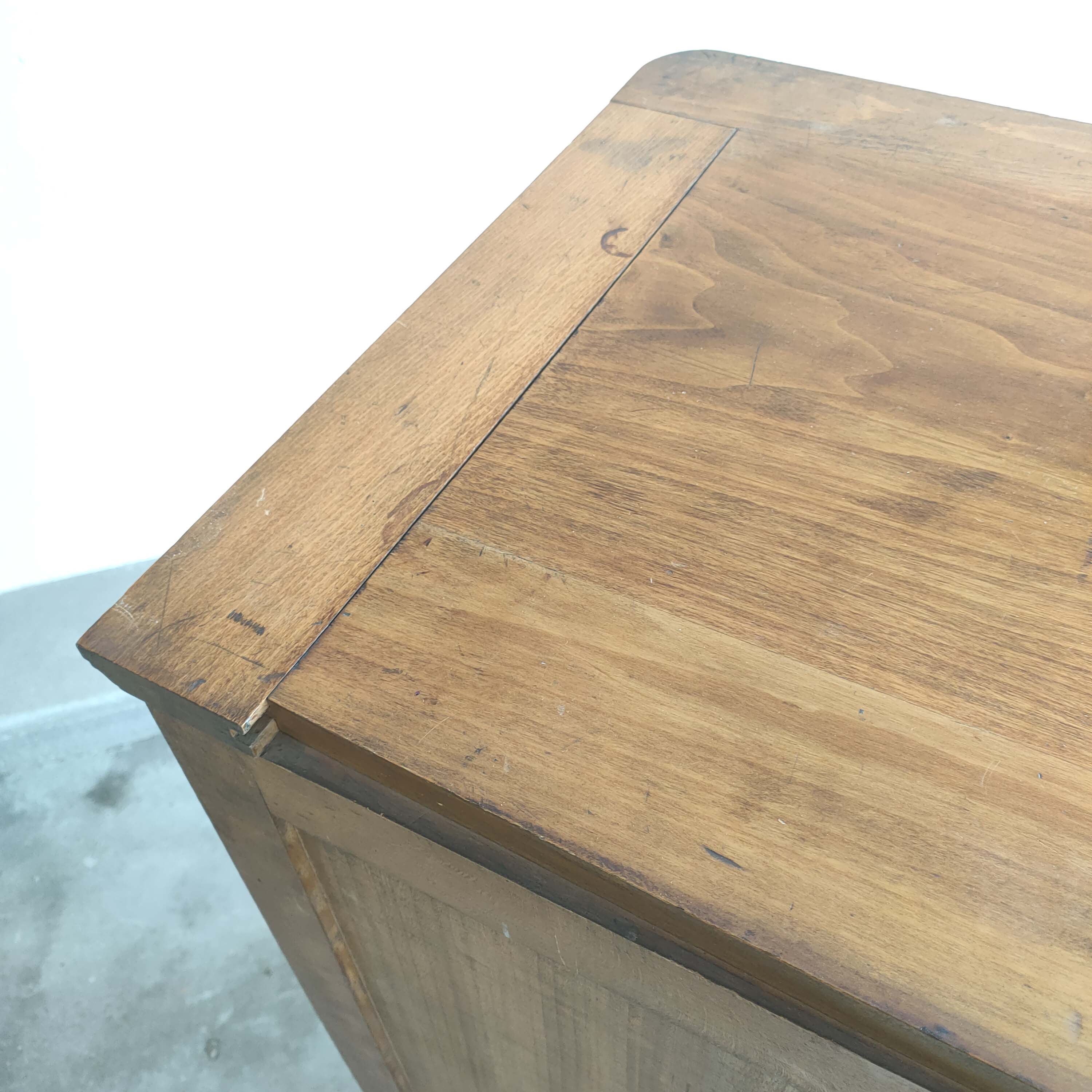 Stand binder cabinet