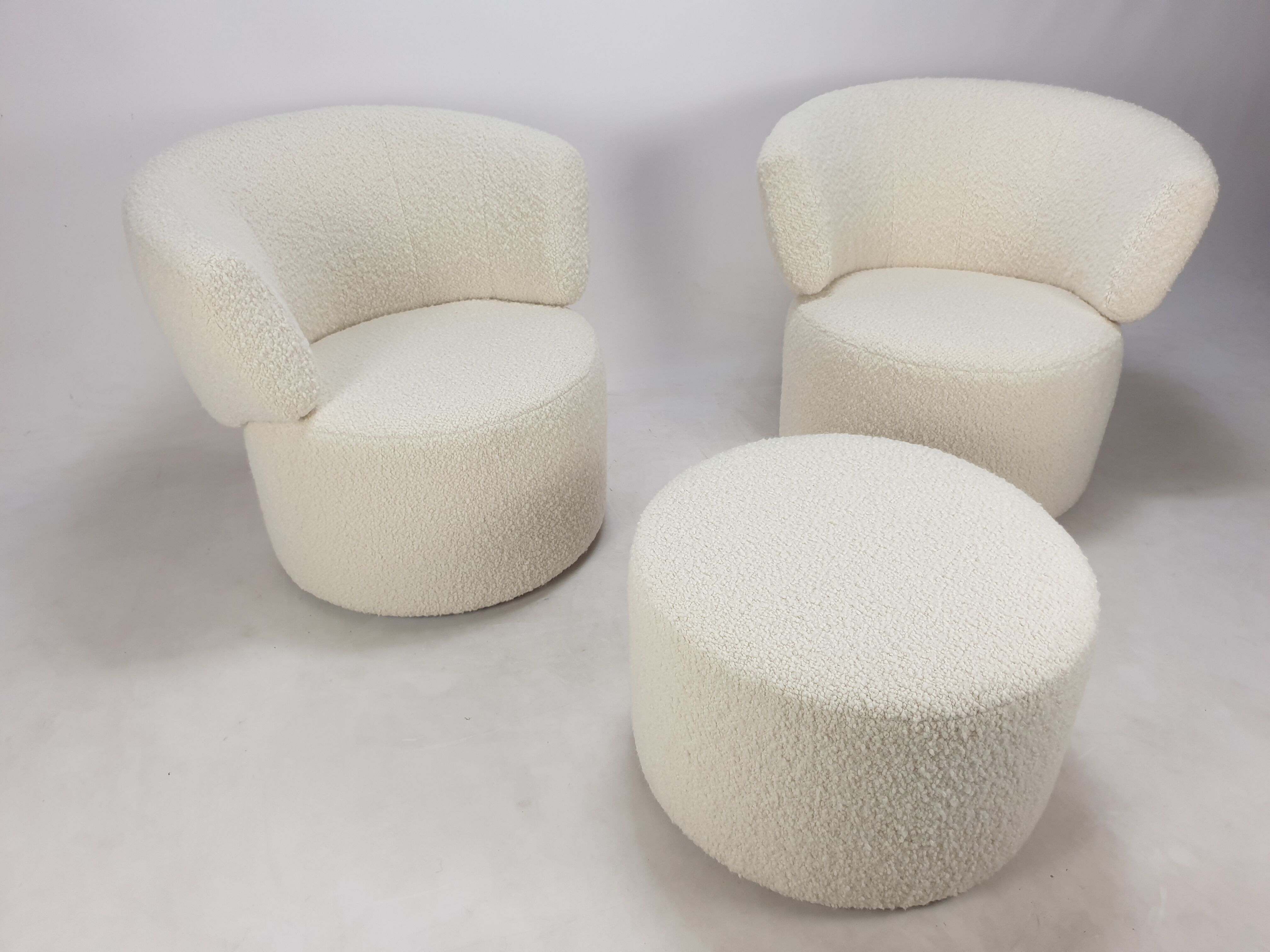 Ensemble de 2 chaises club et 1 pouf par rolf benz