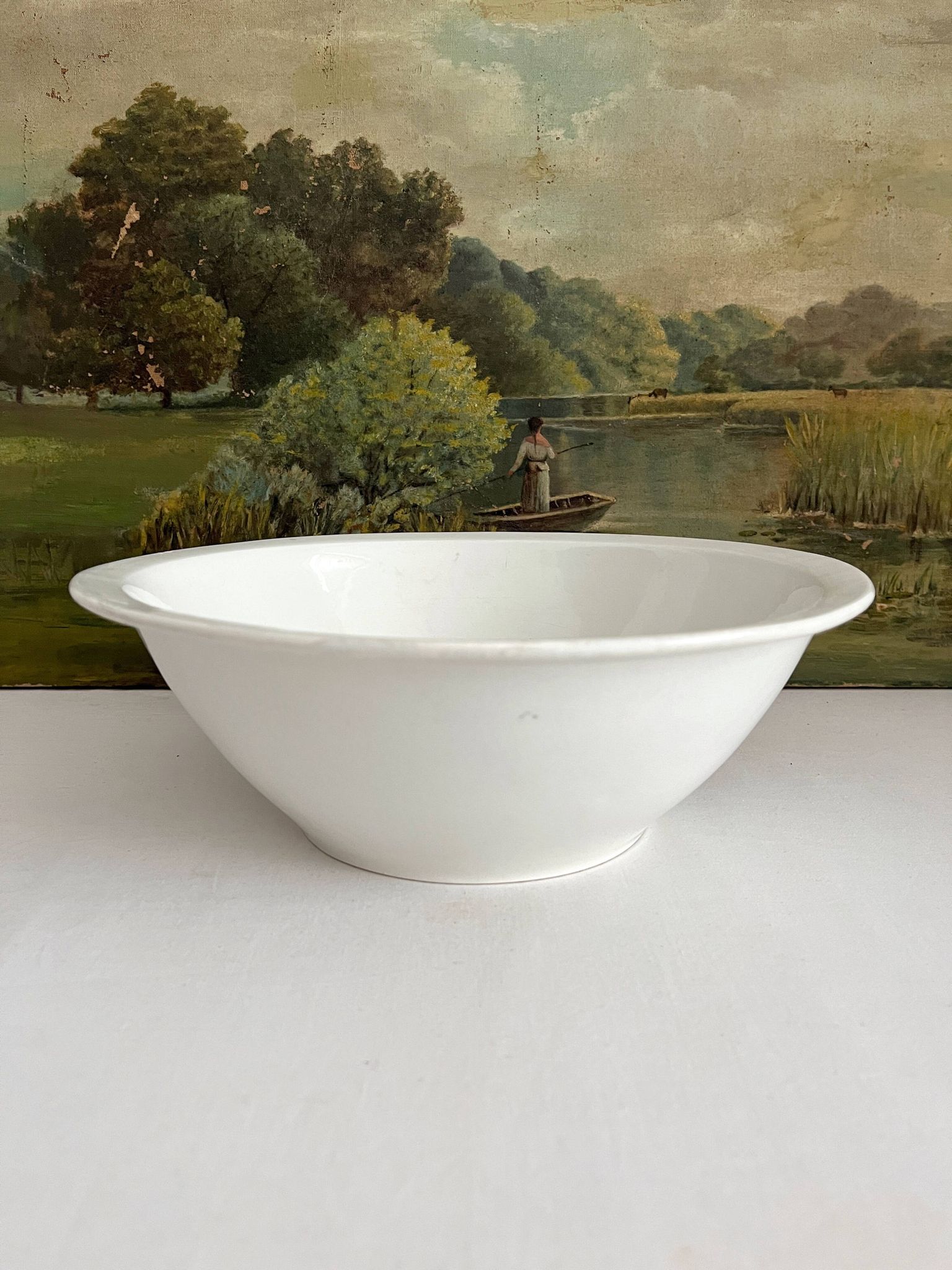 White ironstone salad bowl from Creil and Montereau, Lebeuf Milliet