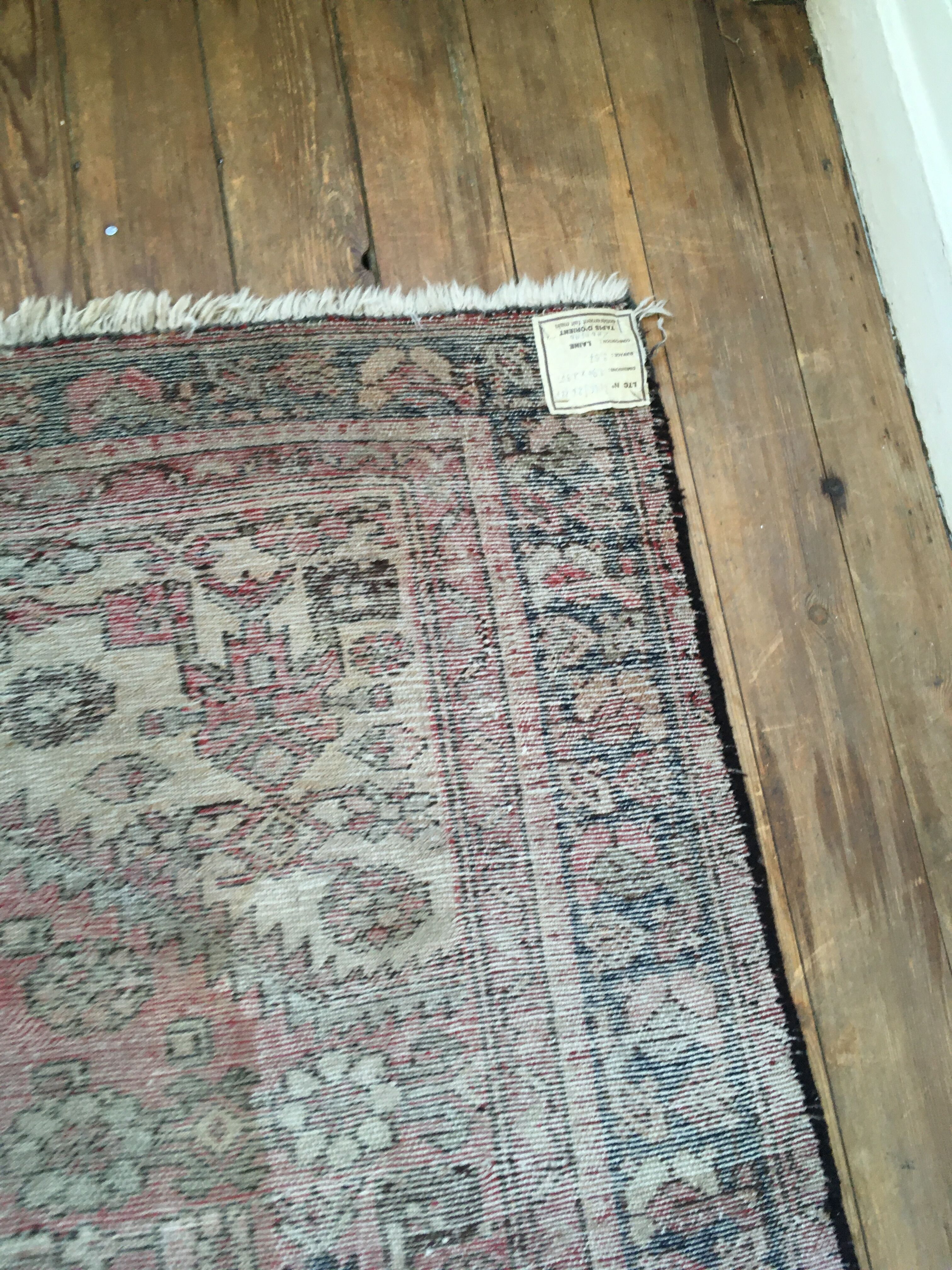 Handmade antique Persian rug 190x135cm