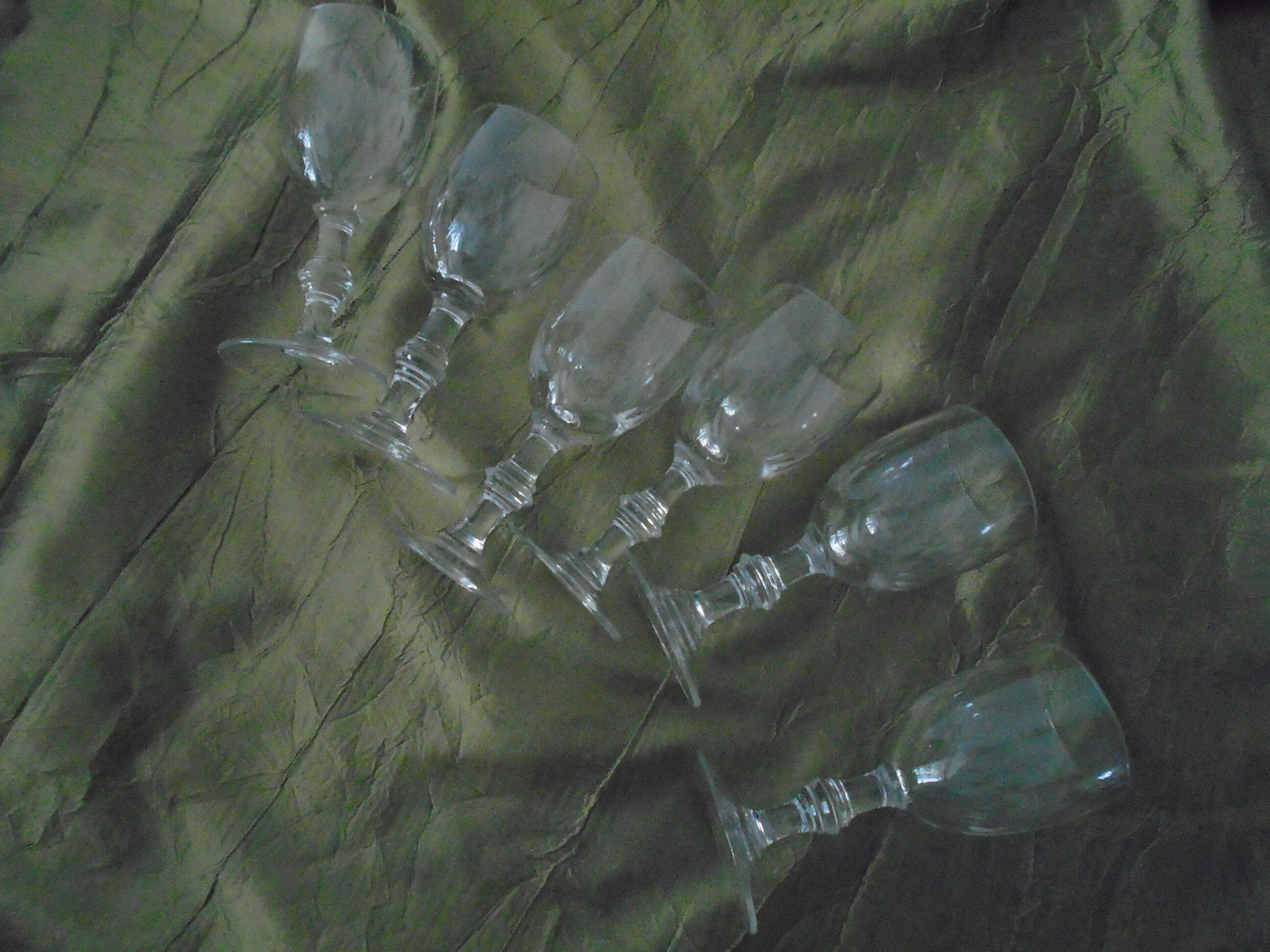 6 glasses old wine cut pattern rice grains