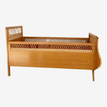 1950s baby bed in wicker and wood