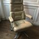 Fauteuil cuir années 70