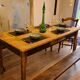 Banc de ferme brutaliste en bois massif