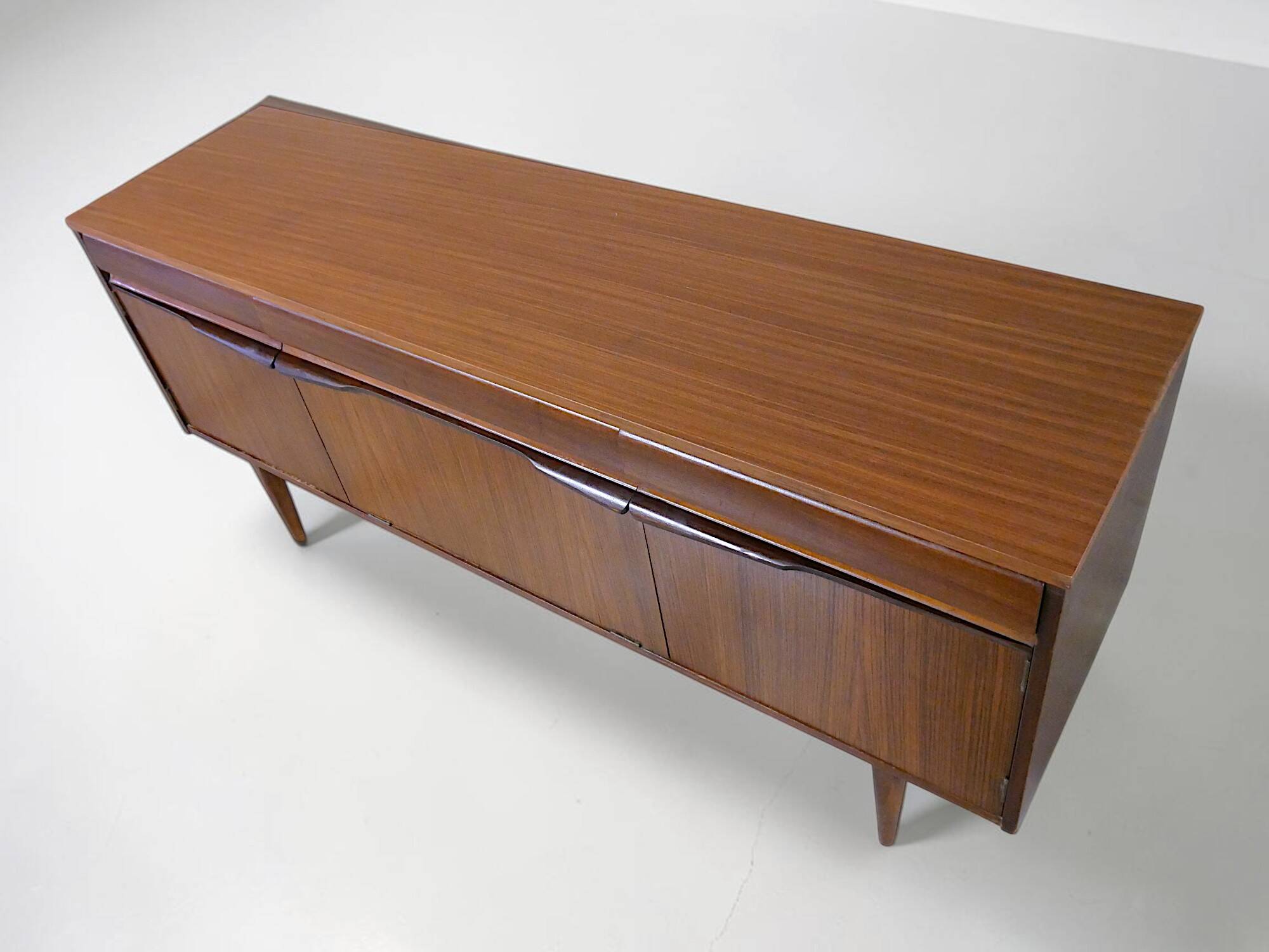 Scandinavian teak sideboard - Vintage 1960s 1970s