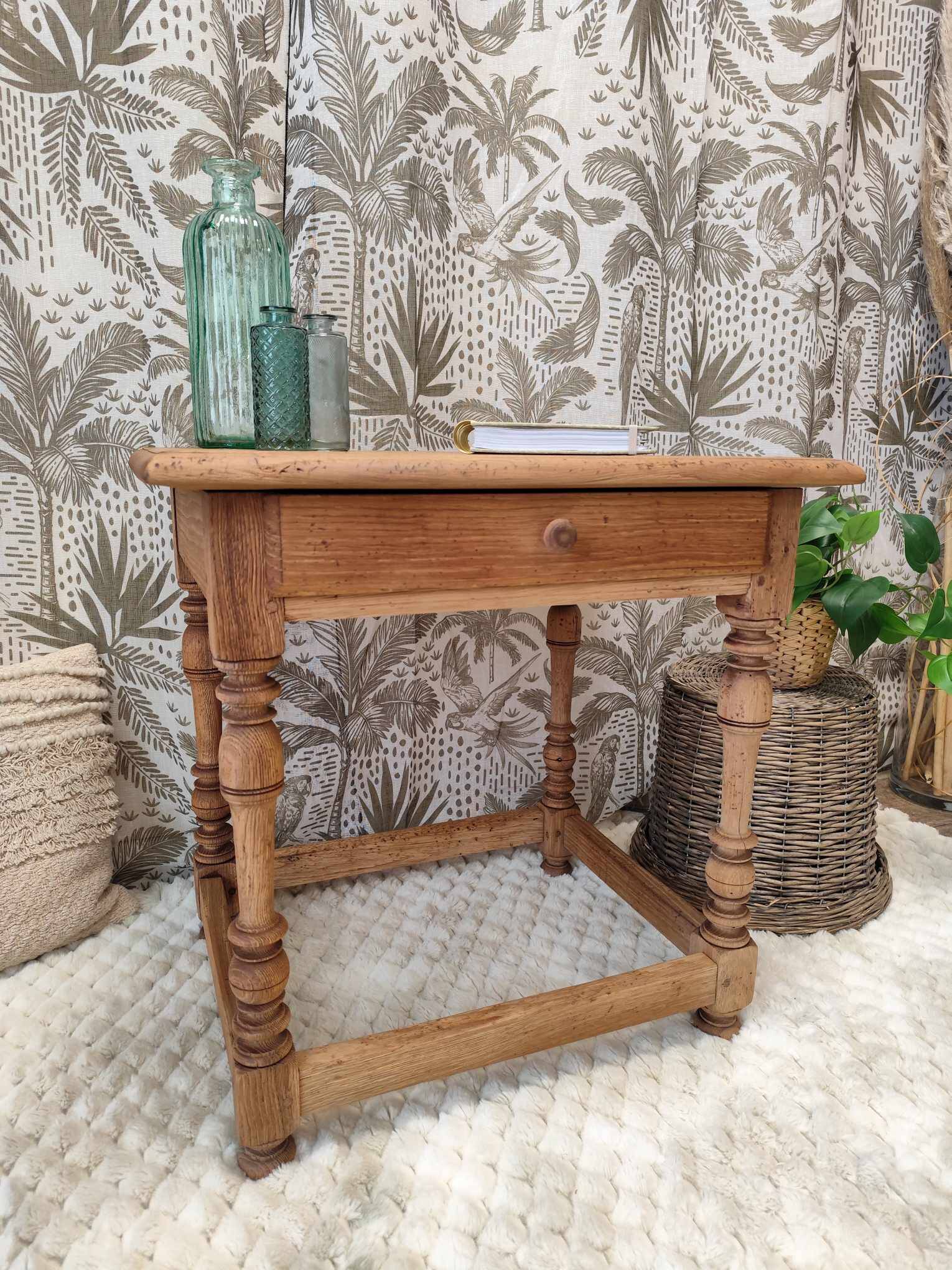 Table de chevet bois