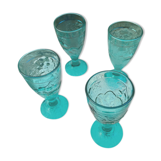 Ensemble de 4 coupes en verre moulé bleu