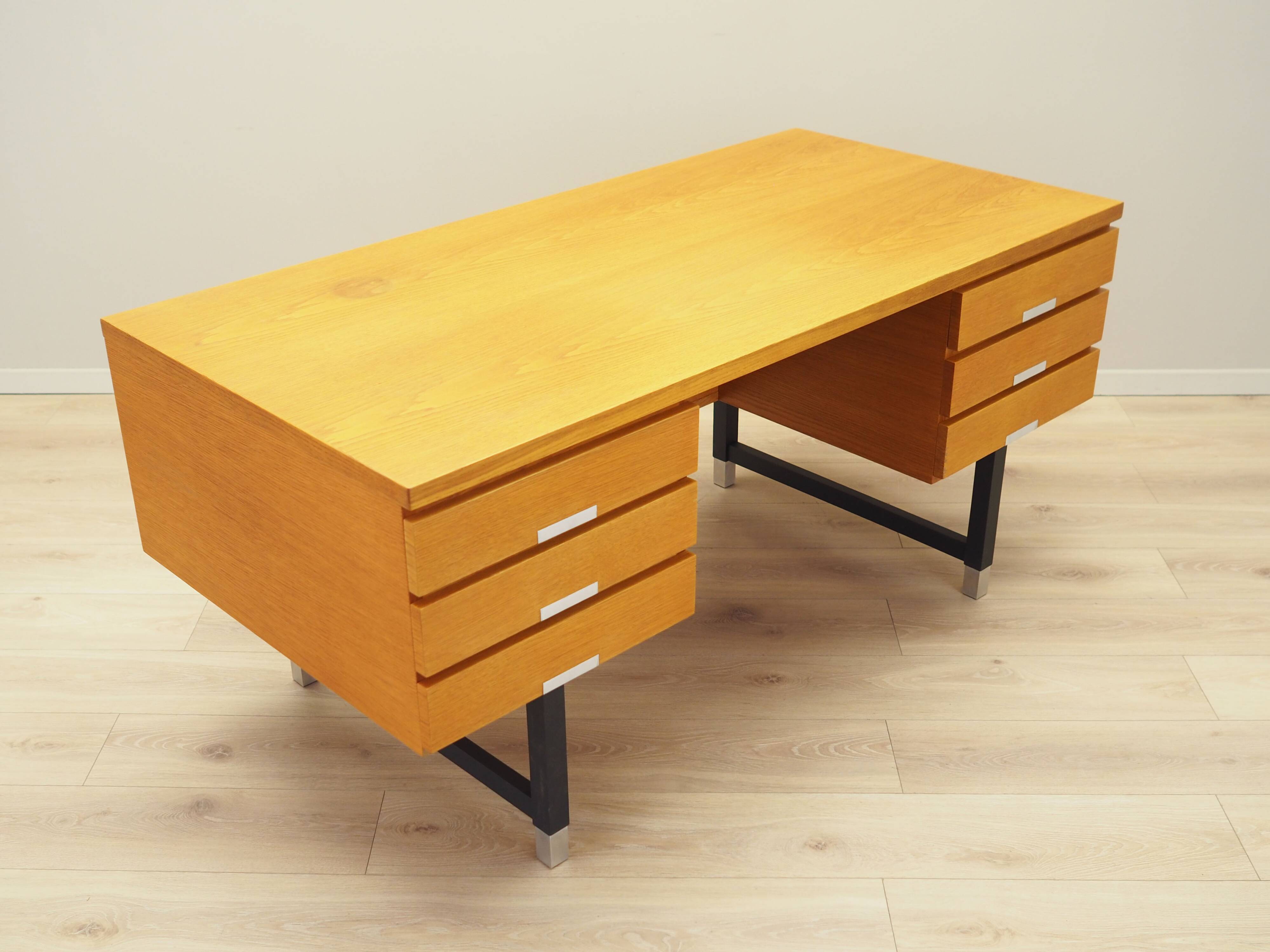 Ash desk, Danish design, 1970s, manufacturer: Eigil Petersens Møbelfabrik