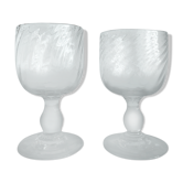 Deux verres à vin anciens, torsadés, en verre soufflé, France - fin XIXème S.