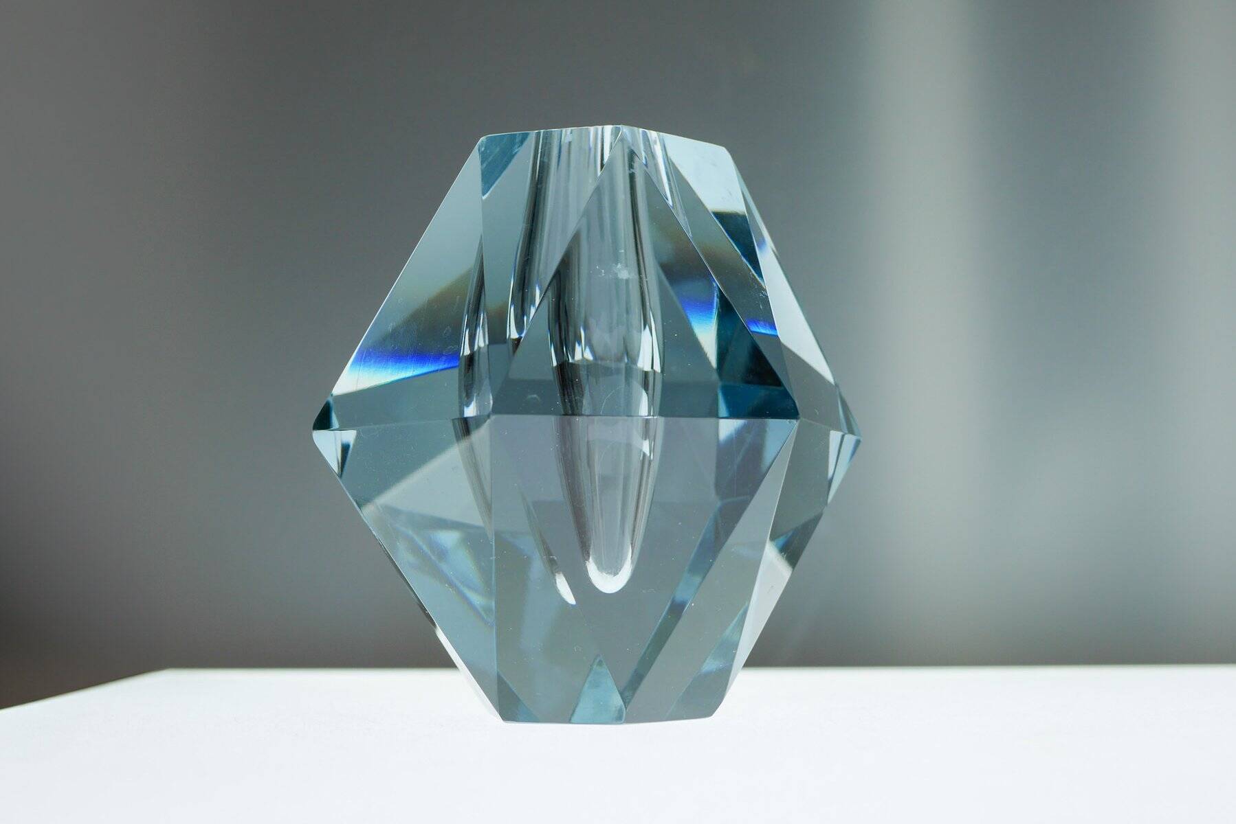 Diamond-shaped crystal vase from Strömbergshyttan