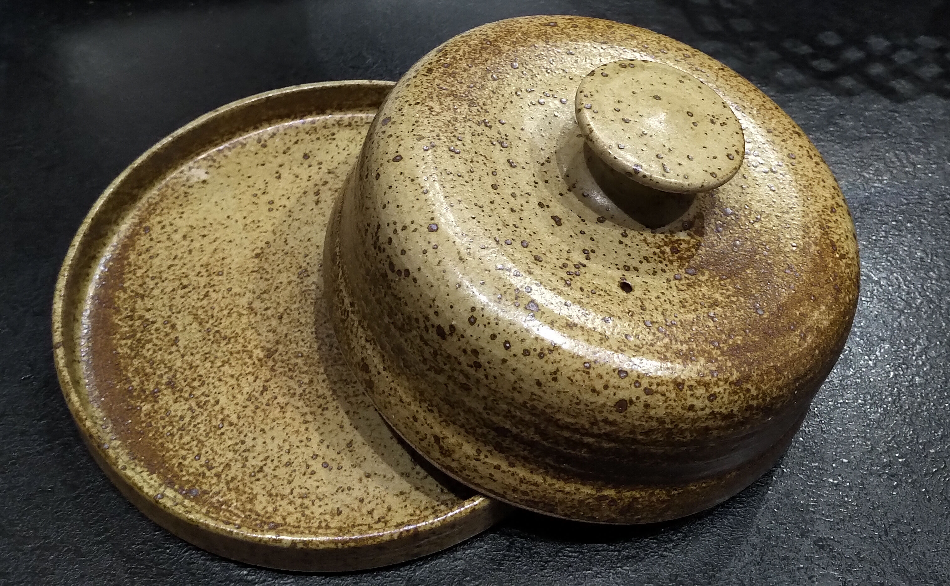 Cheese bell in flammé sandstone-70s.