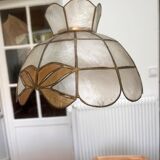 Mother-of-pearl and brass suspension