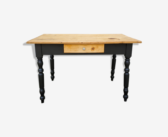 Table de mairie