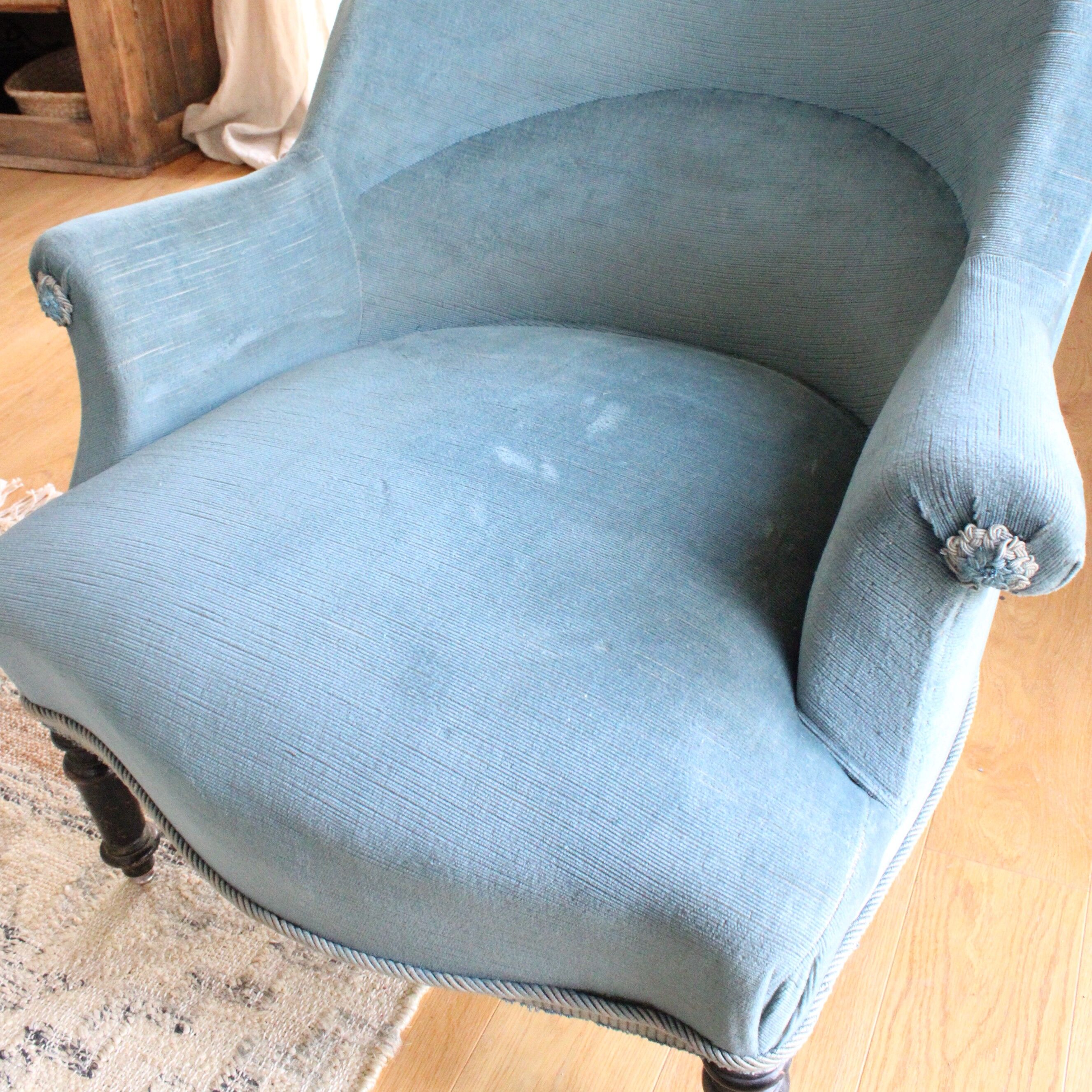Toad chair