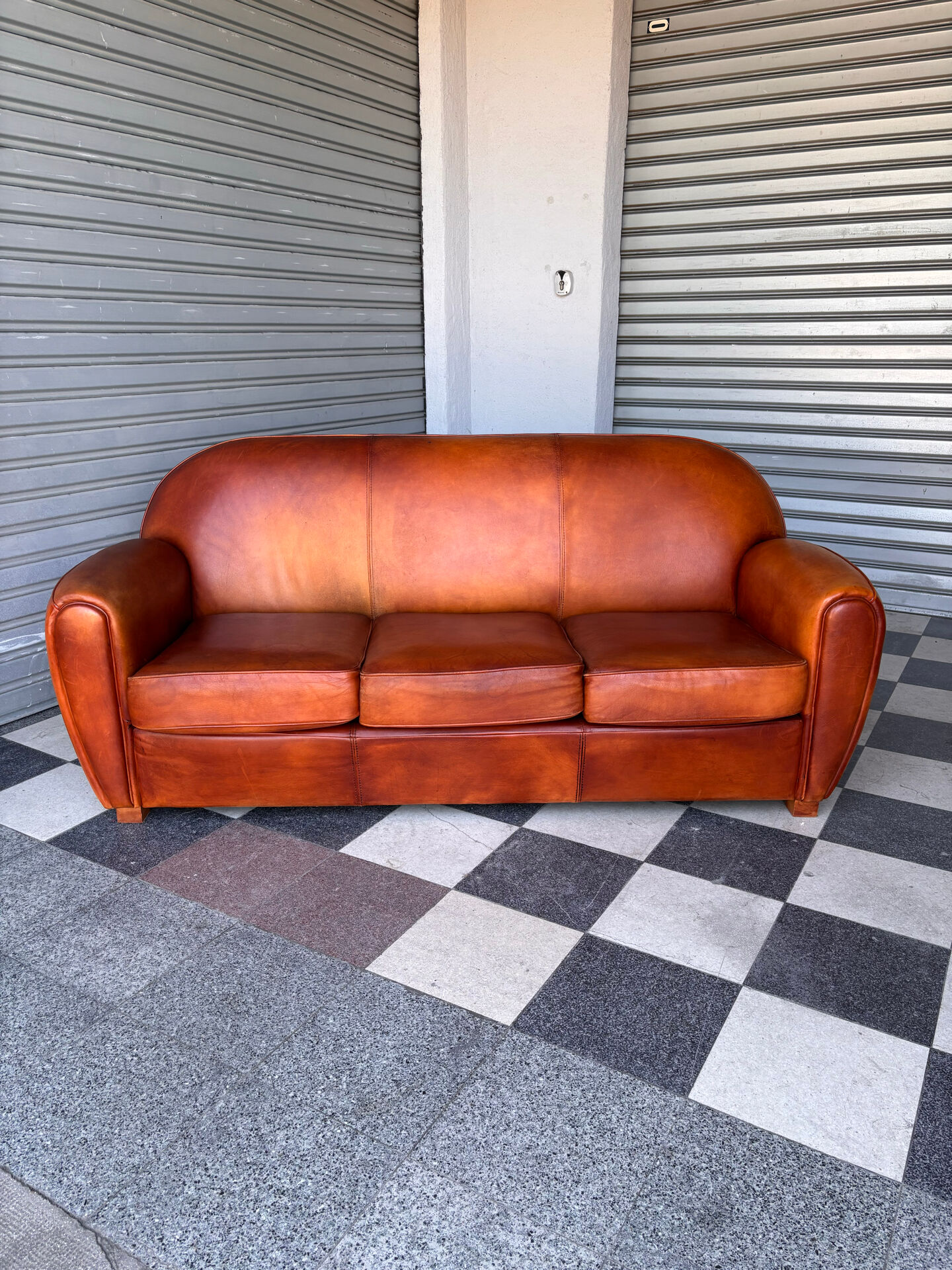 Canapé club vintage en cuir
