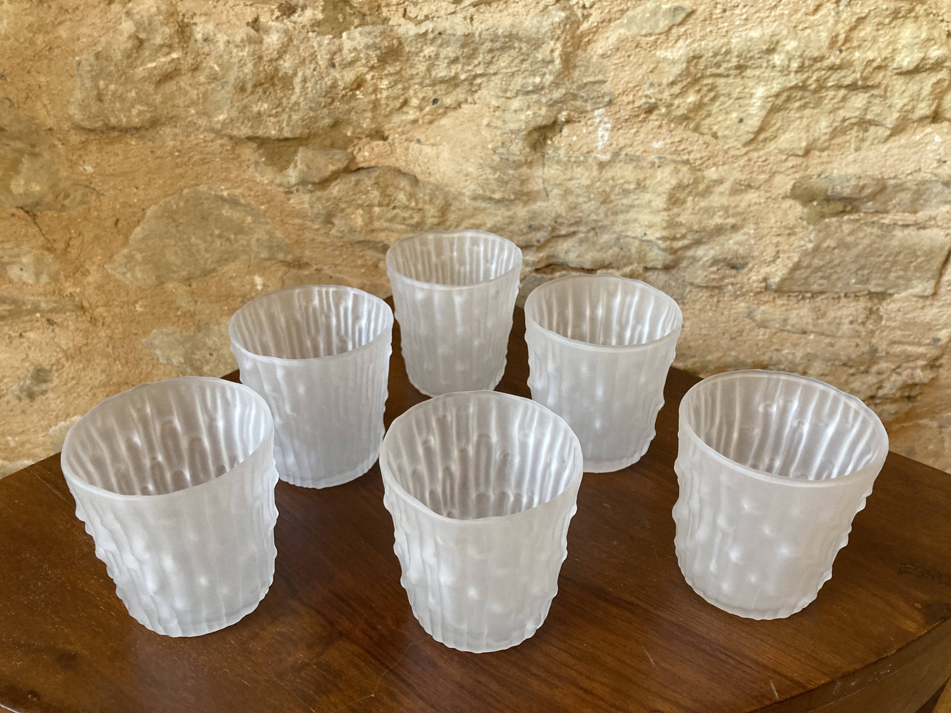 Frosted effect textured glasses / cups, made in Italy