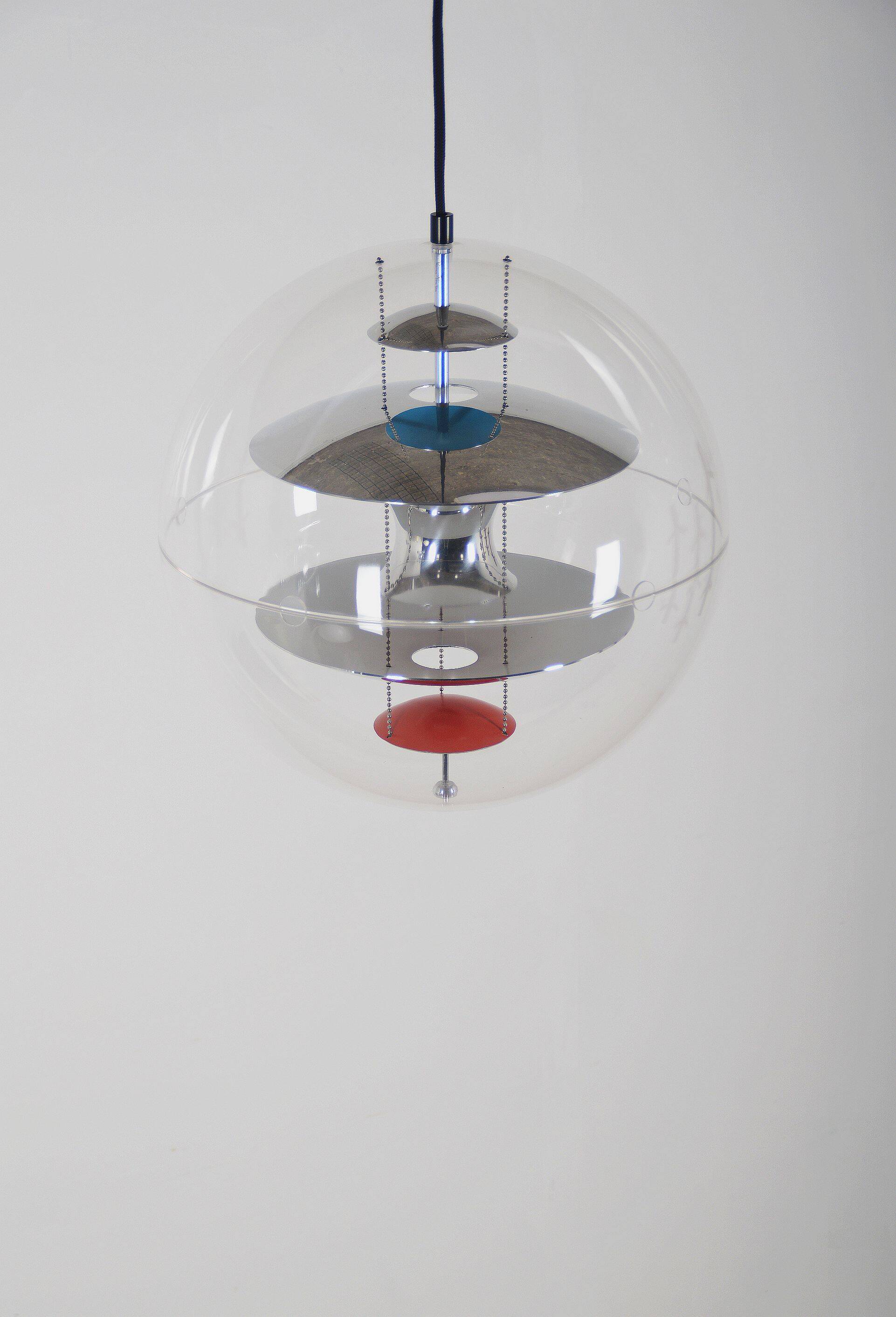 VP Globe 40 pendant lamp designed by Verner Panton for Verpan