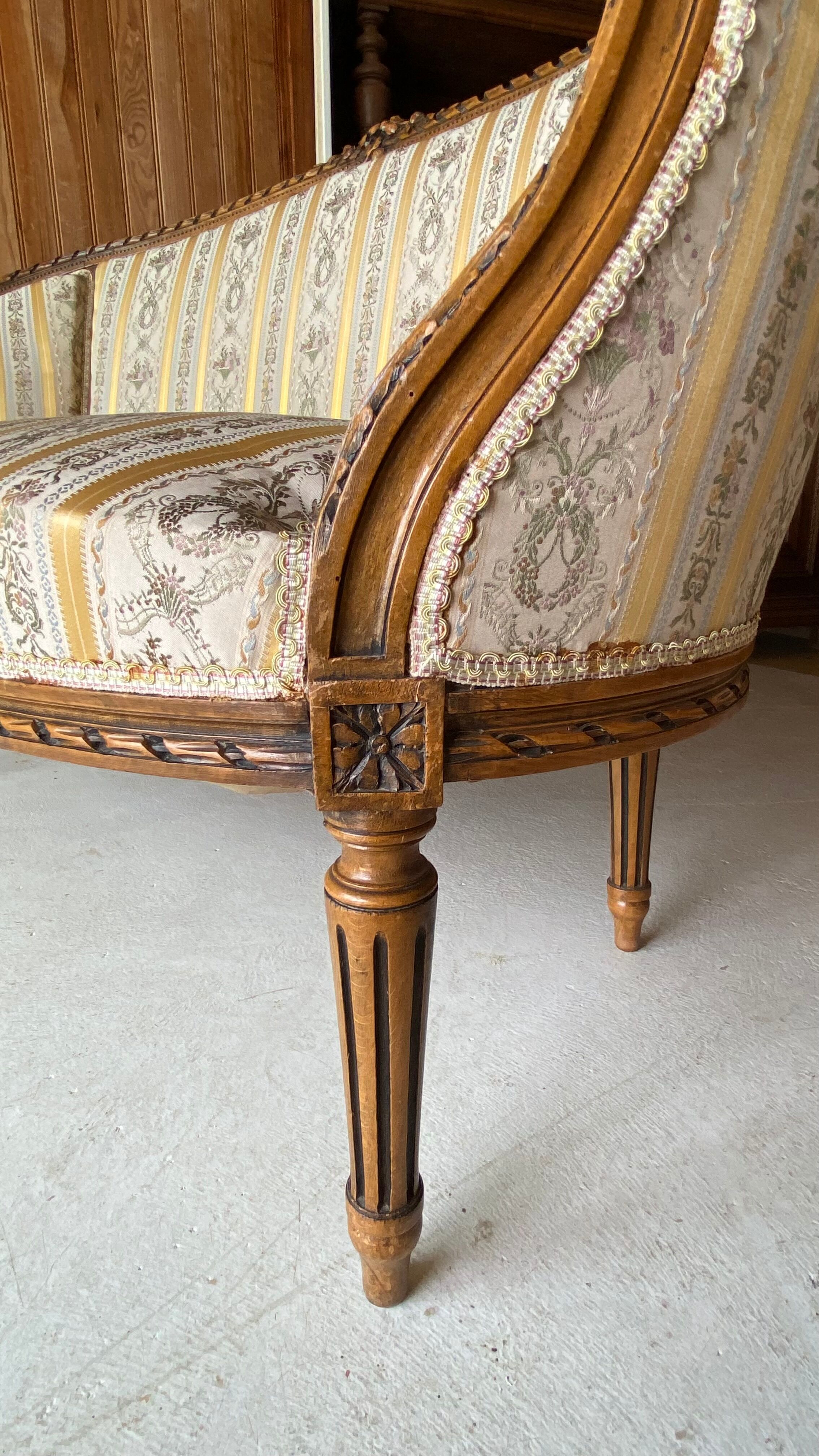 Salon soie et bois style Louis XV