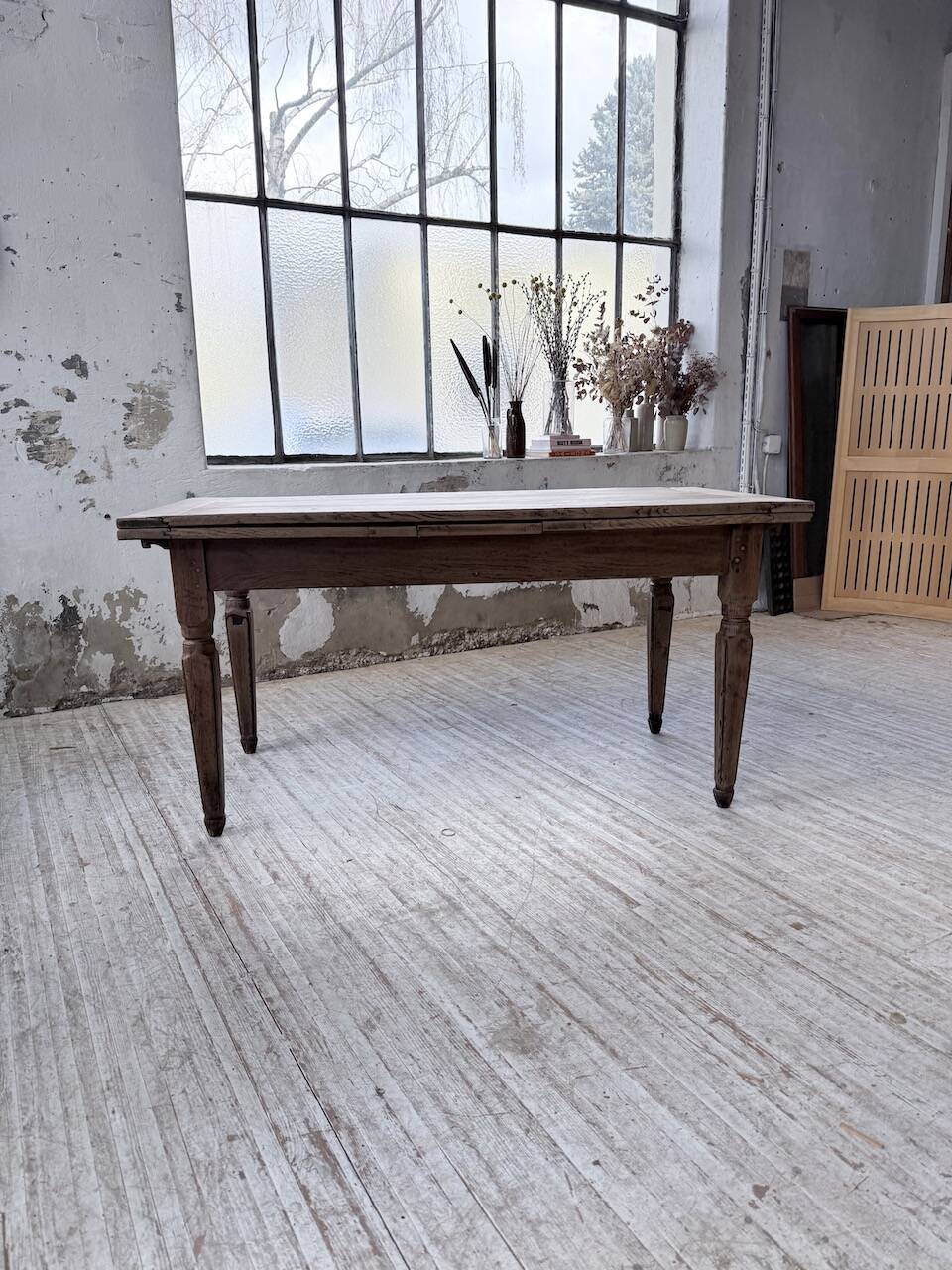 Solid oak farmhouse table with integrated extensions 1950