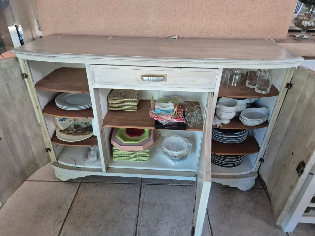 ​Buffet bas Art Déco en bois patiné