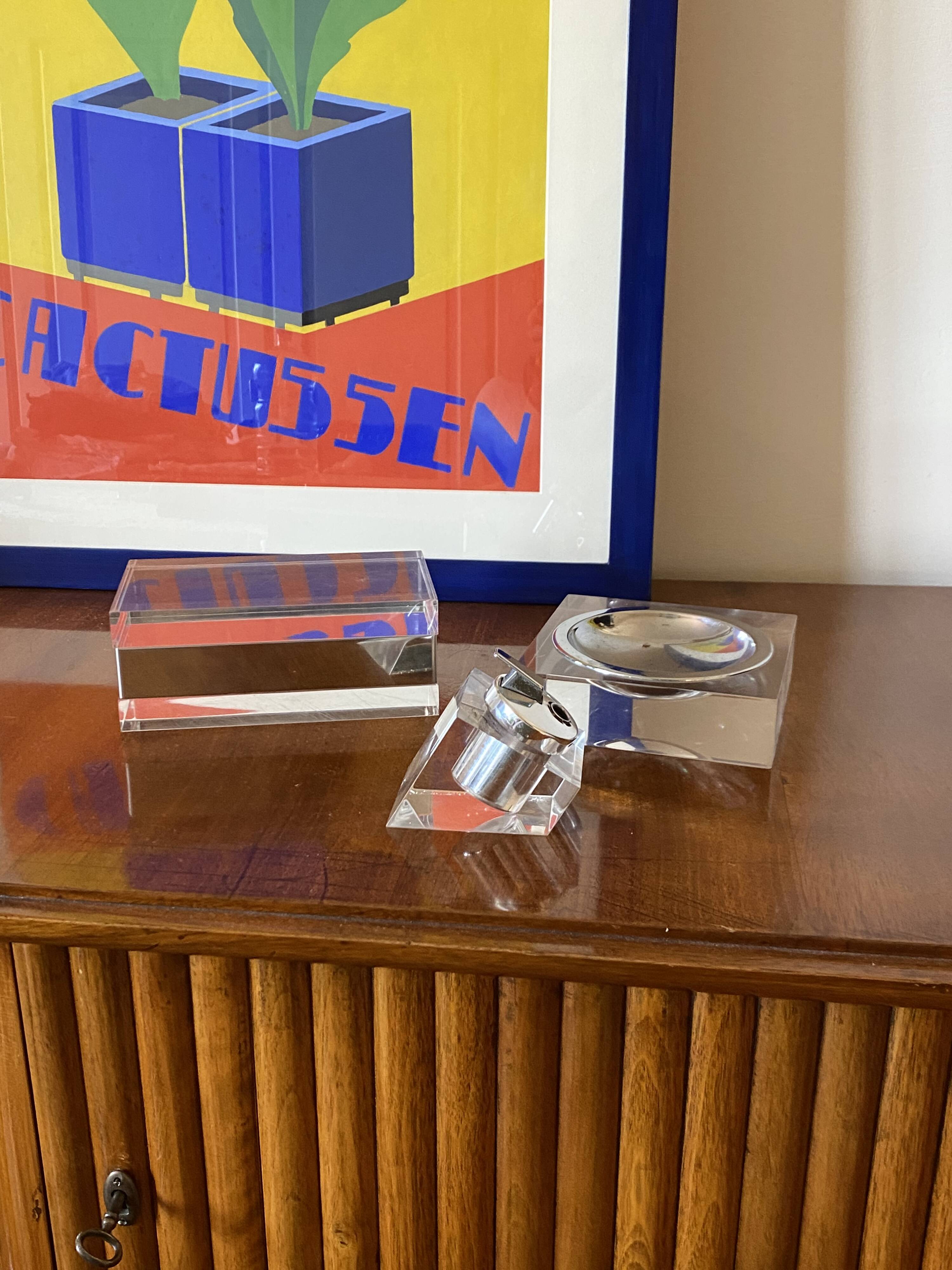 Hollywood regency lucite smoking set, Guzzini  Italy 1970