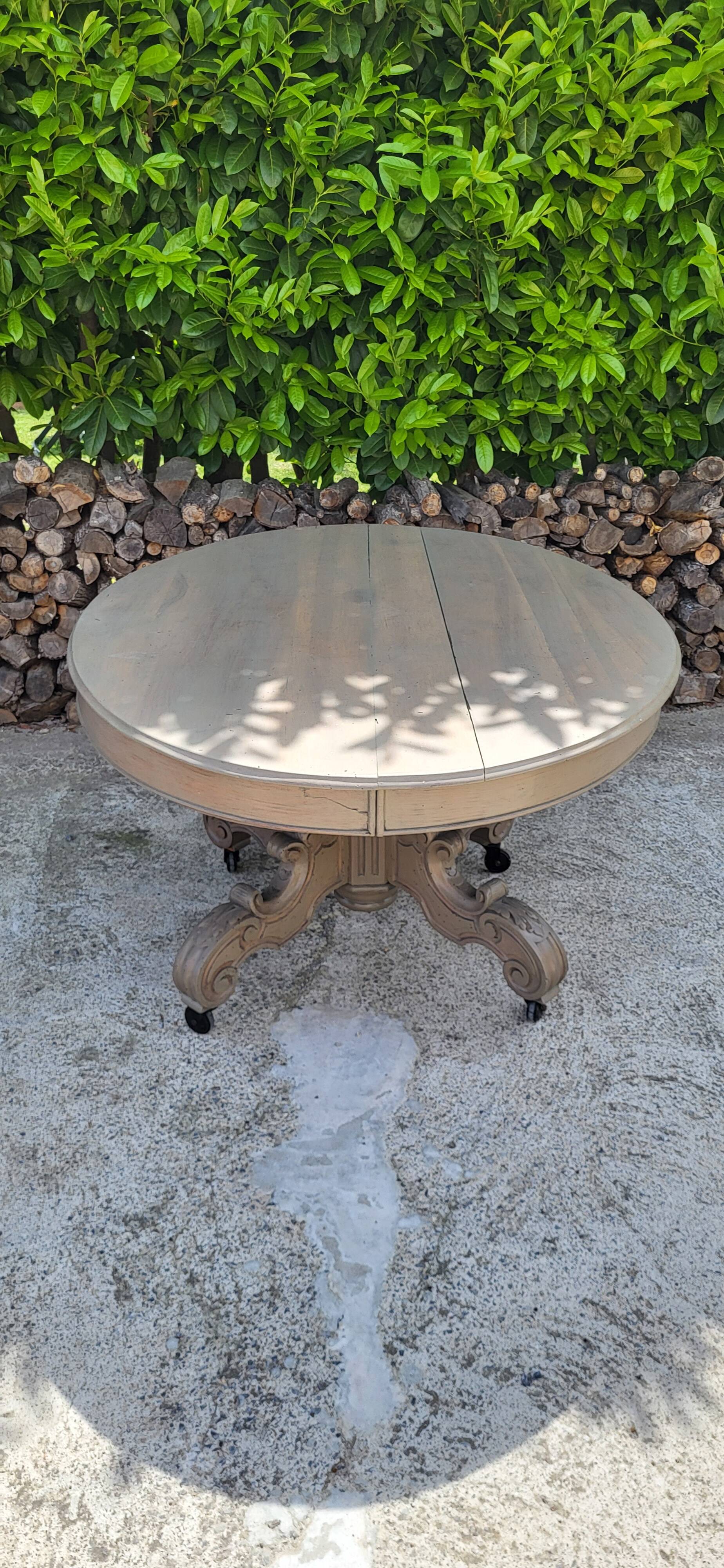 Oval dining table in the Napoleon III style