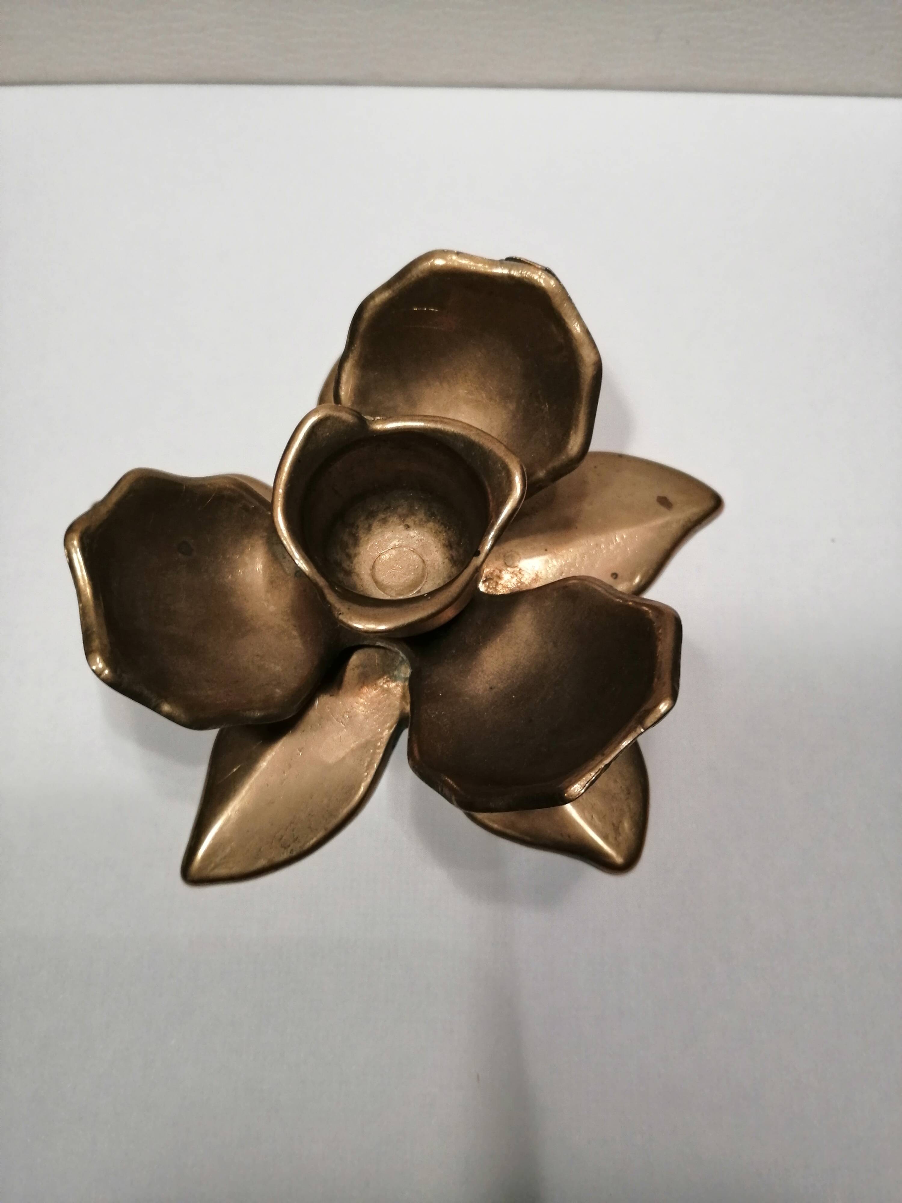 Brass flower candle holder