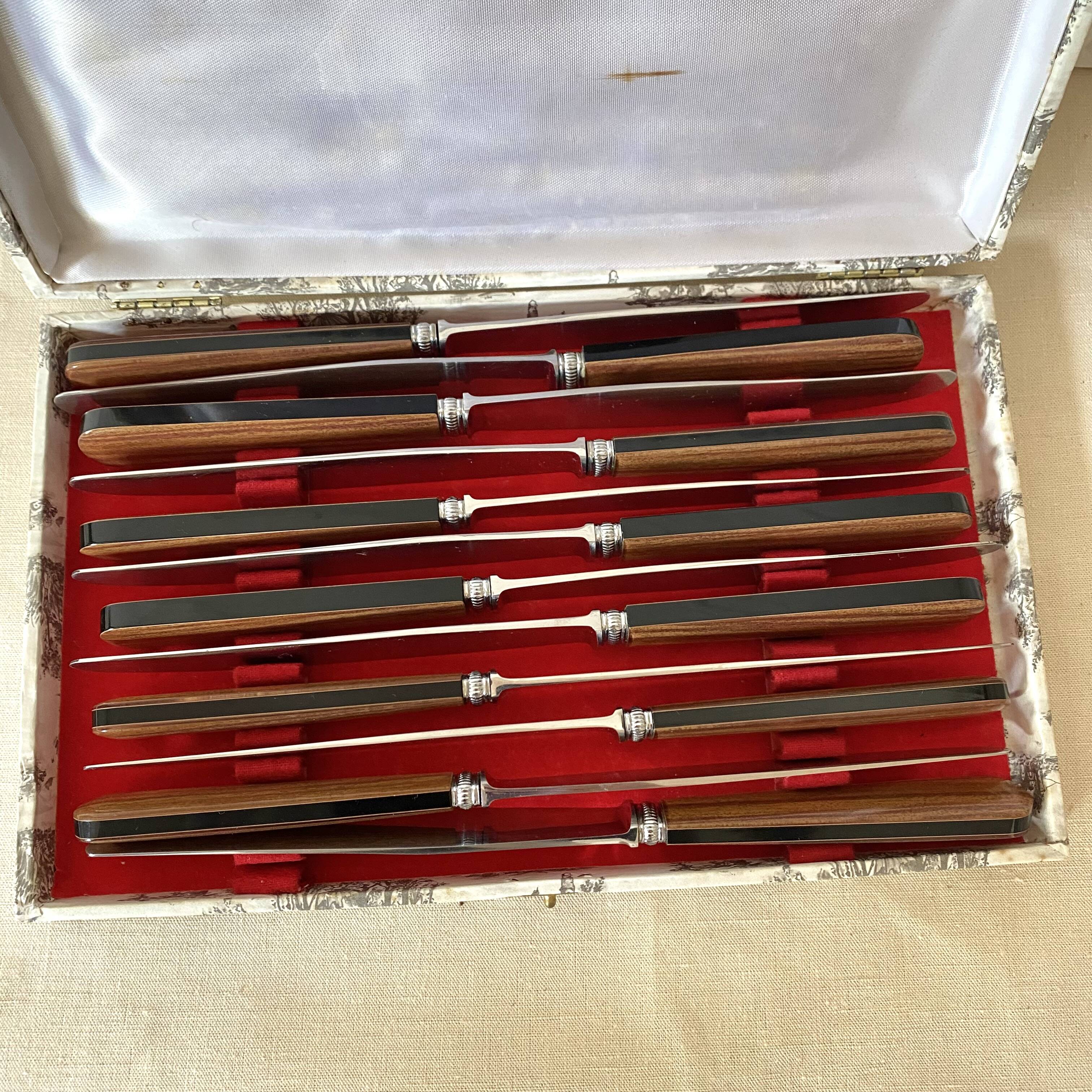 Vintage knives with stainless steel blades, like new