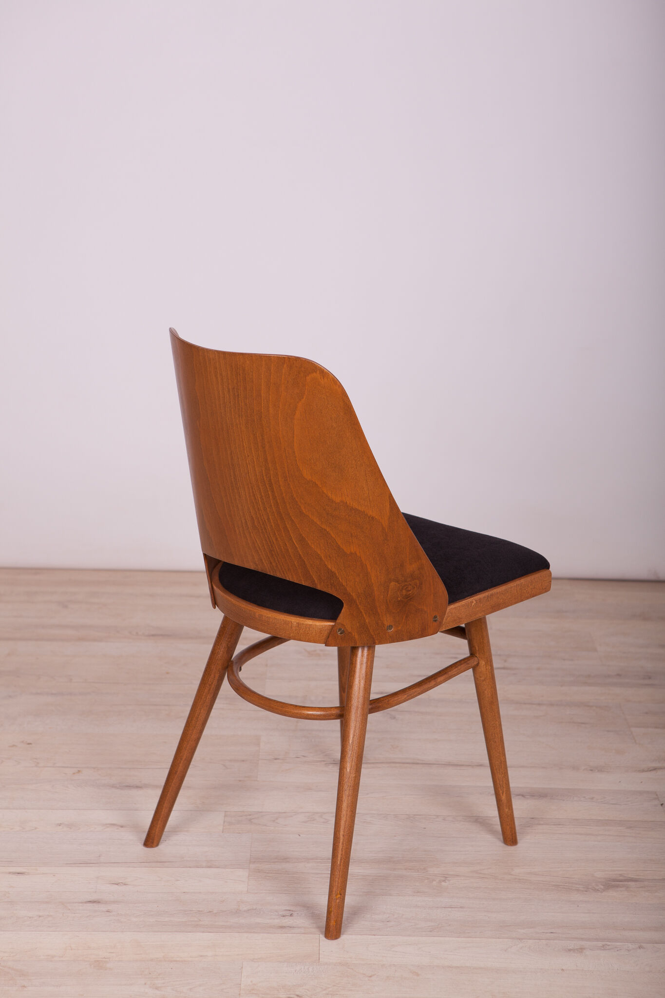4 lollipop dining chairs from tatra, 1960s