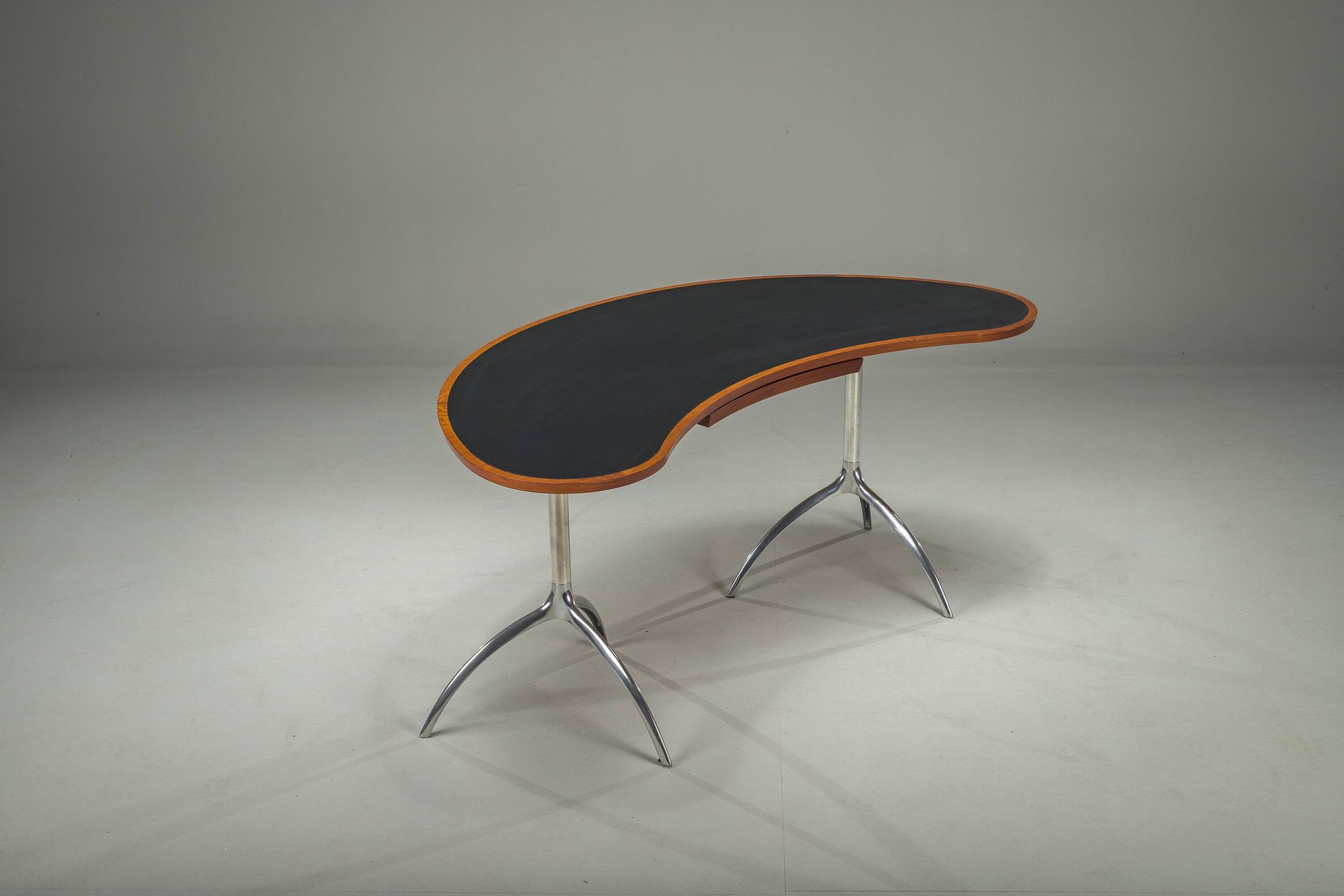 Model 909 Tree Table Desk attributed to Paolo Rizzatto for Alias, Italy, 20