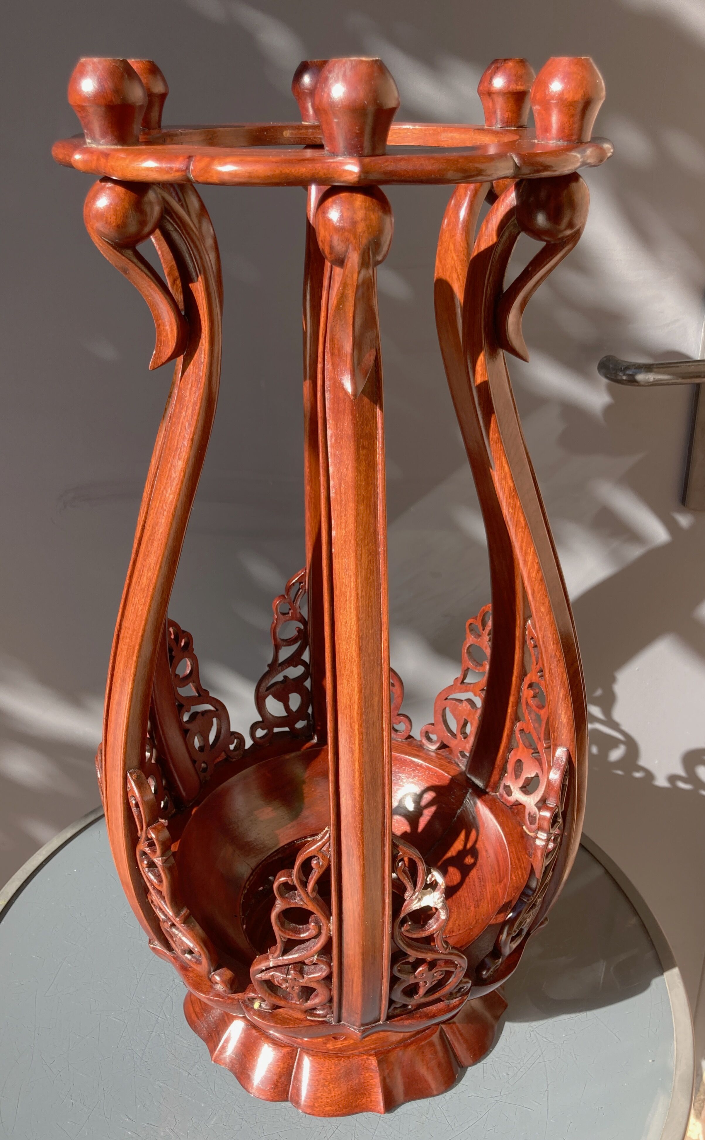 Openwork rosewood gueridon