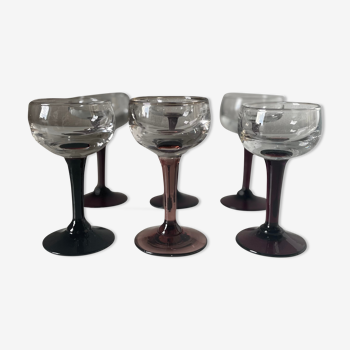 Lot de 6 verres anciens à pied