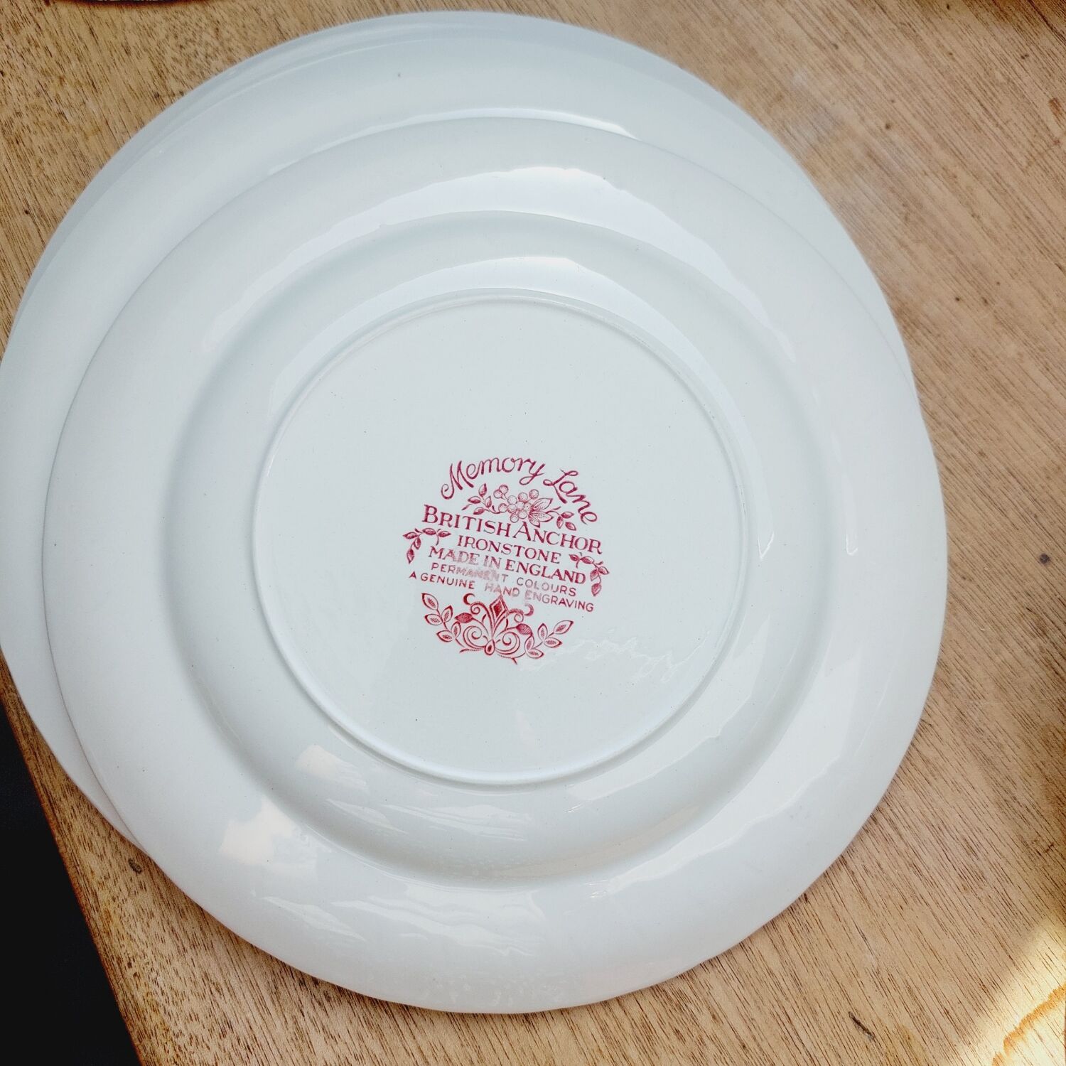 8 English Ironstone decor plates