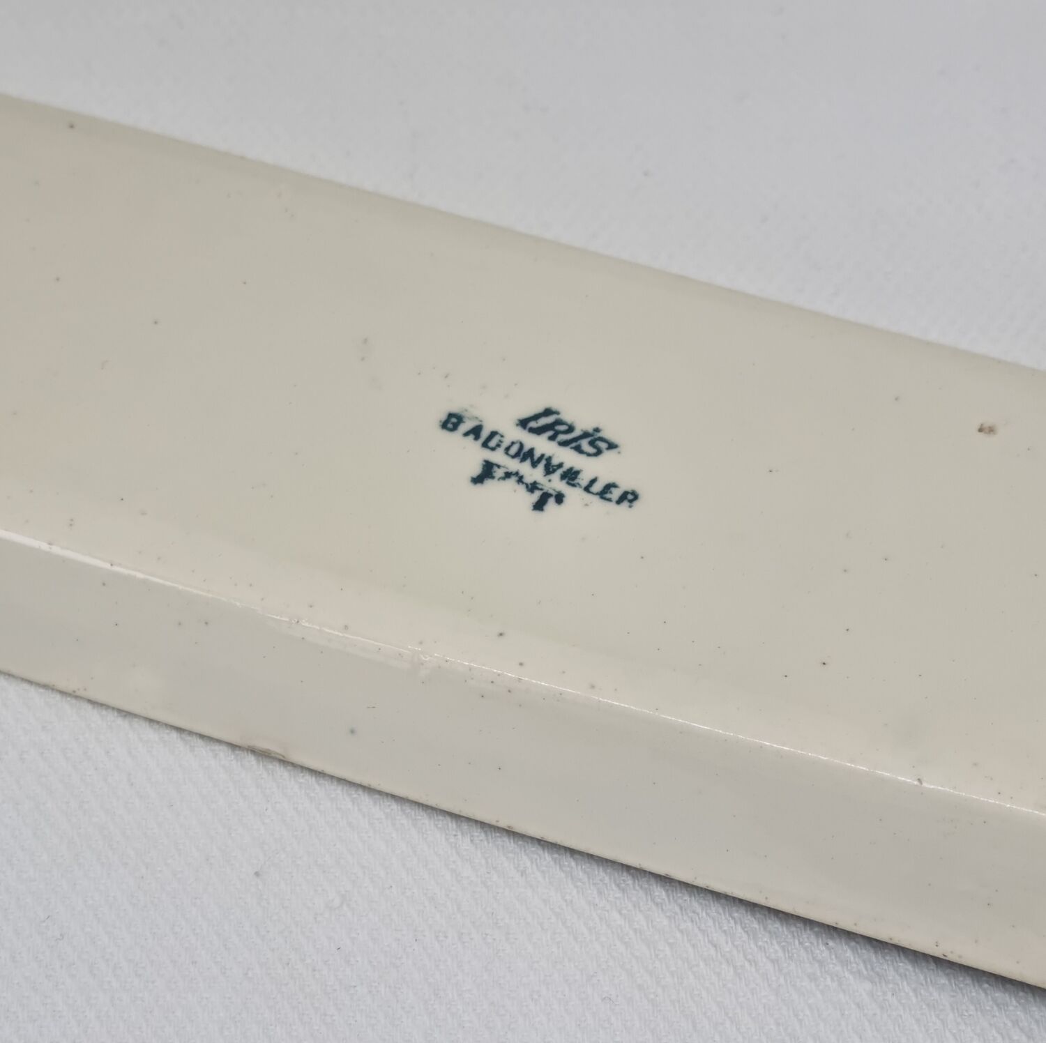 Iron earth toilet accessory