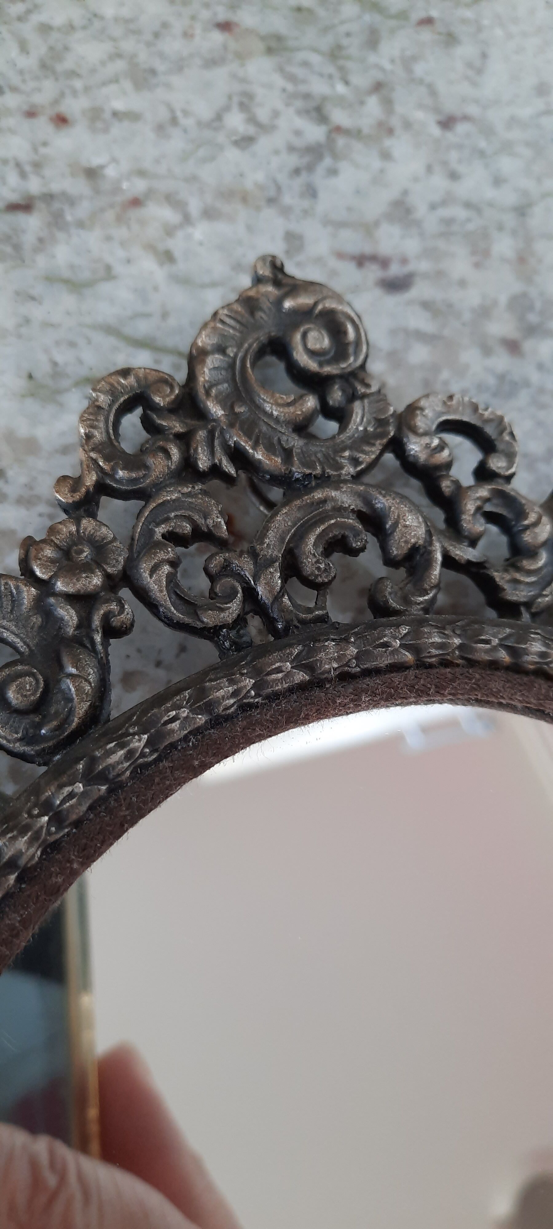 Vintage metal wall mirror 11x22cm