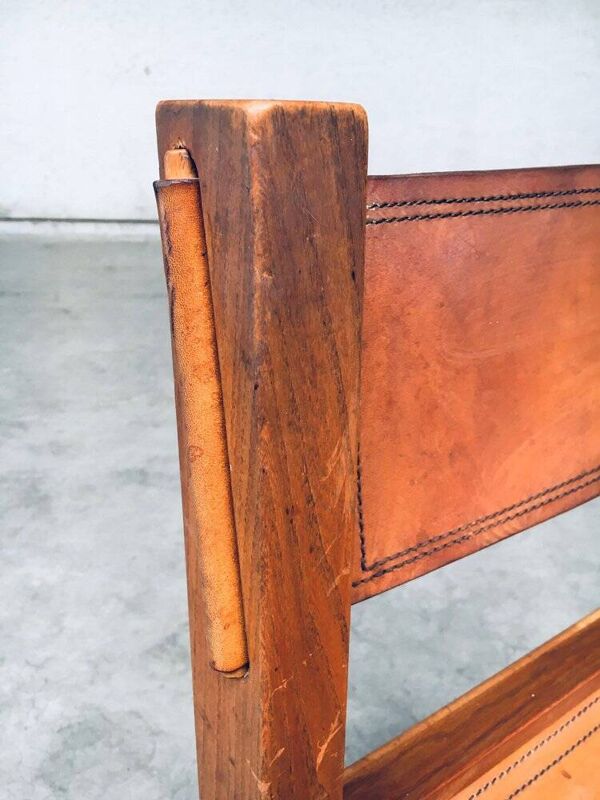 Elm & Cognac Leather Dining Room Chairs Set in the style of Pierre Chapo, Italy, 1960s, Set of 4