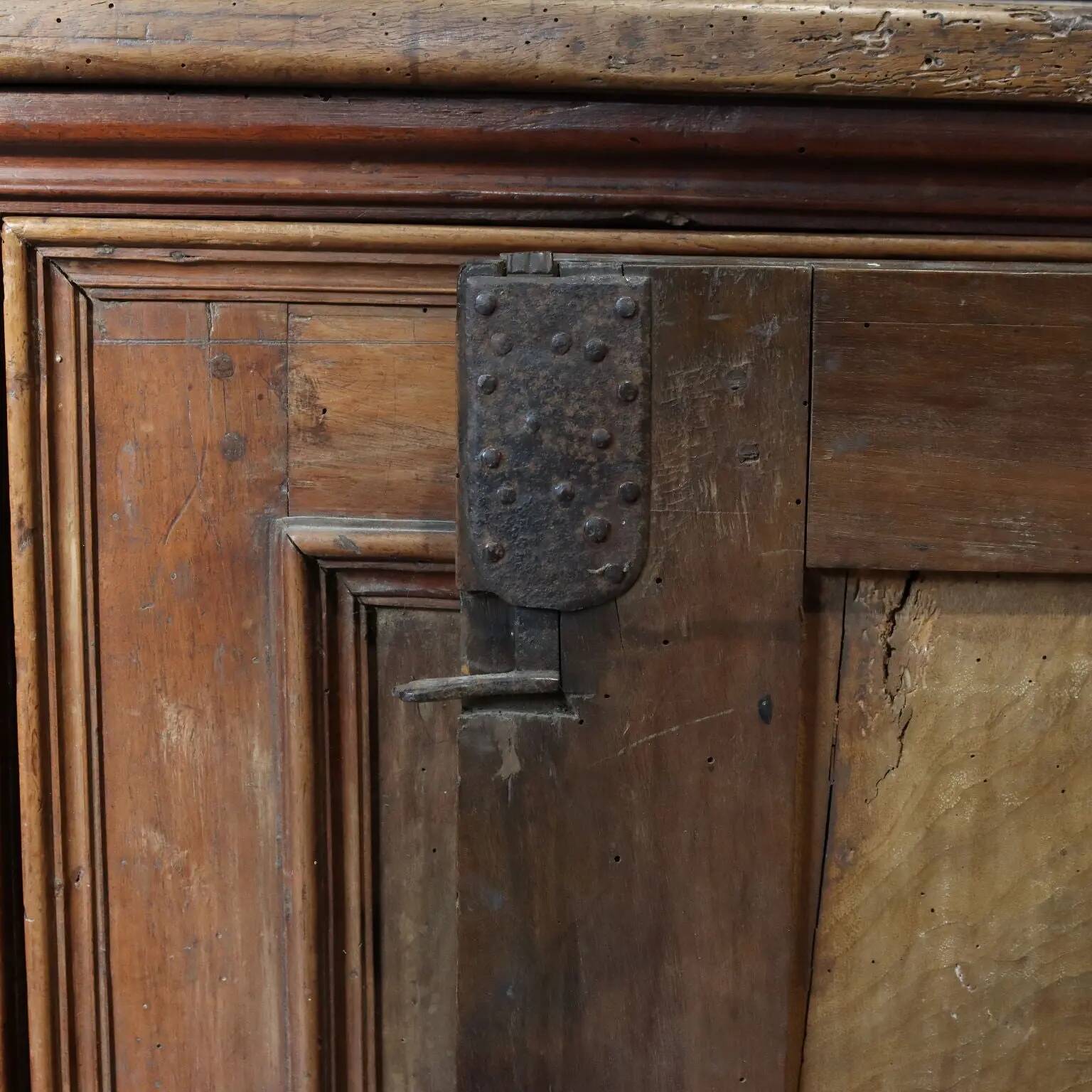 Antique walnut and poplar buffet, Italy 18th century