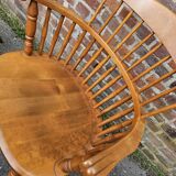 Set of 4 Windsor type chairs designed by Ethan Allen