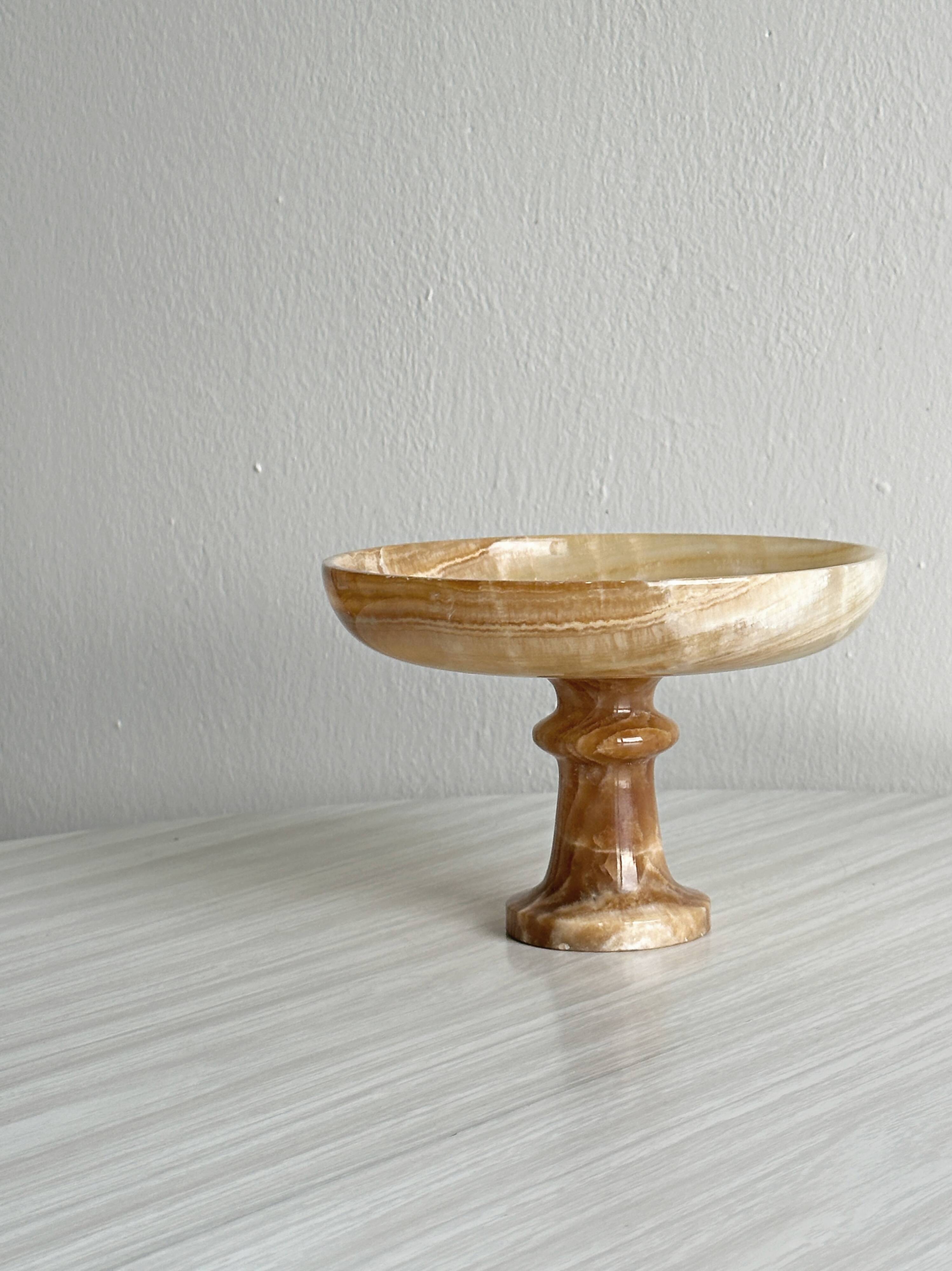 Onyx marbled pedestal bowl