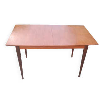 Table tonneau scandinave extensible