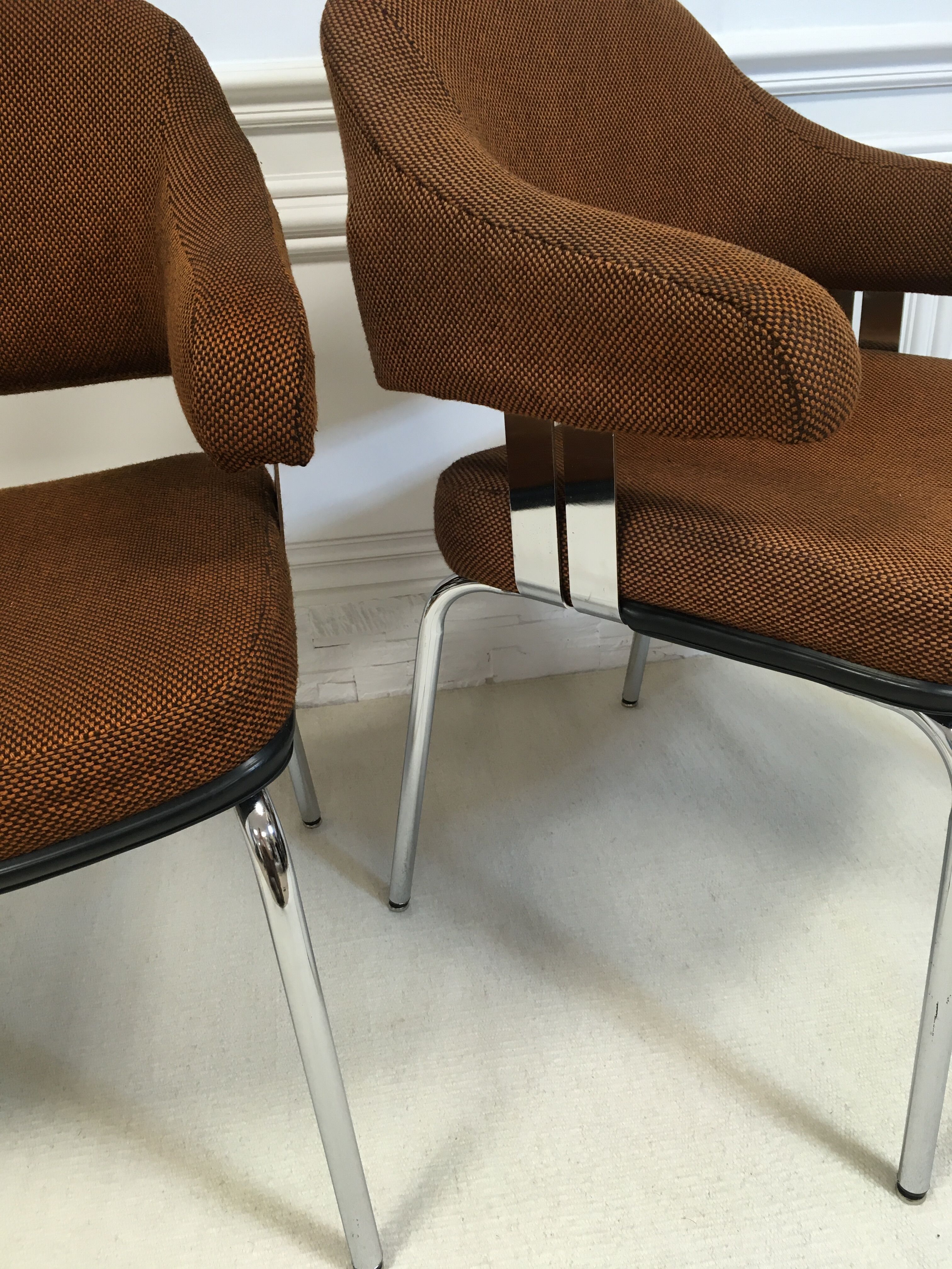 Paire de fauteuils conférence vintage
