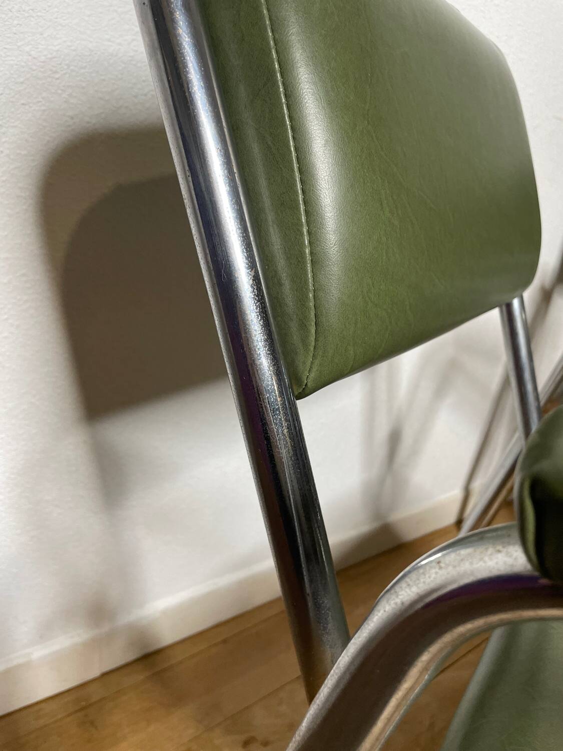 Paire de fauteuils métal chromé vintage année 60/70