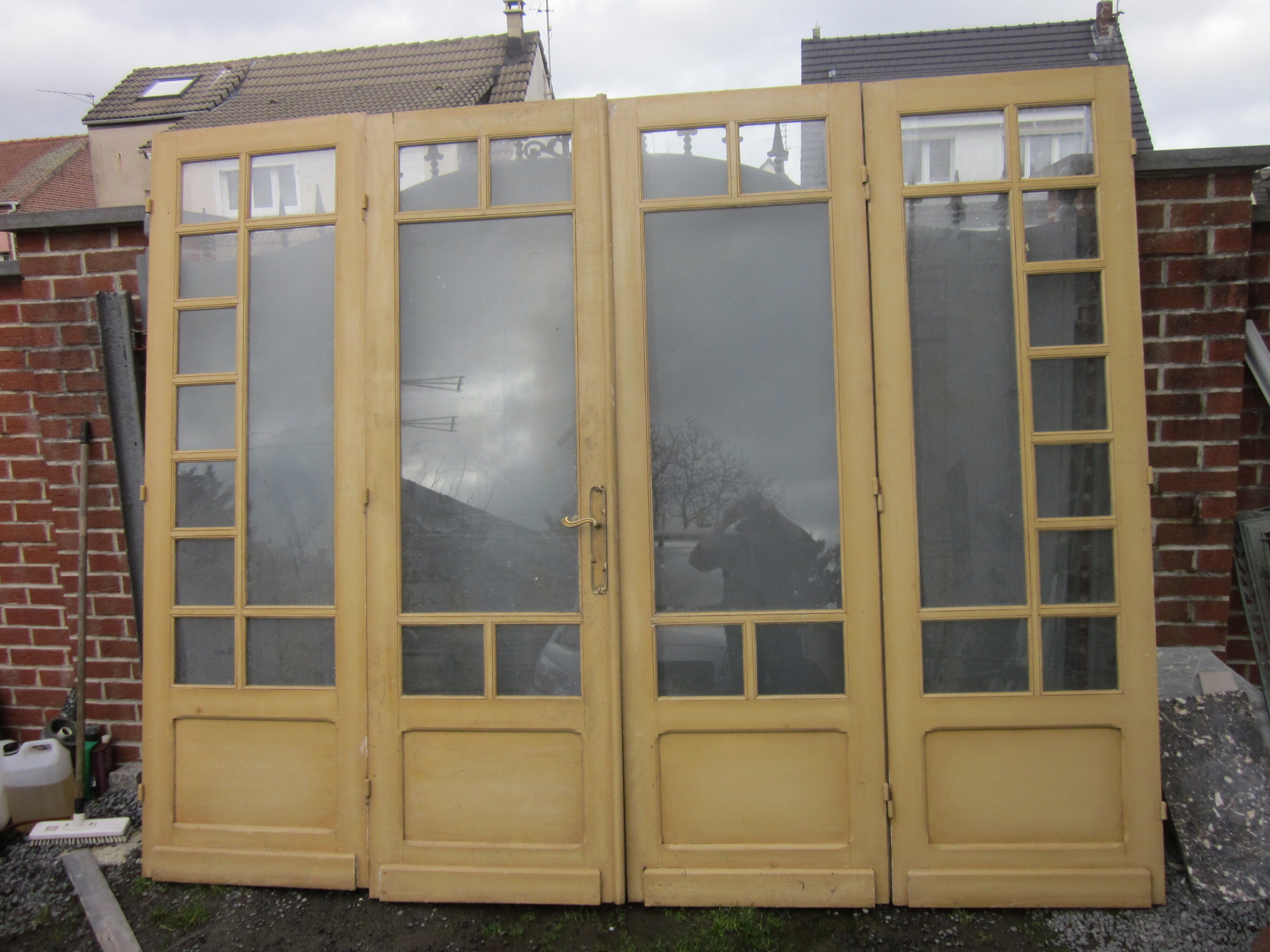 4 old separation doors