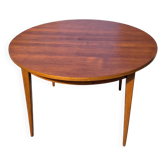 Table style scandinave