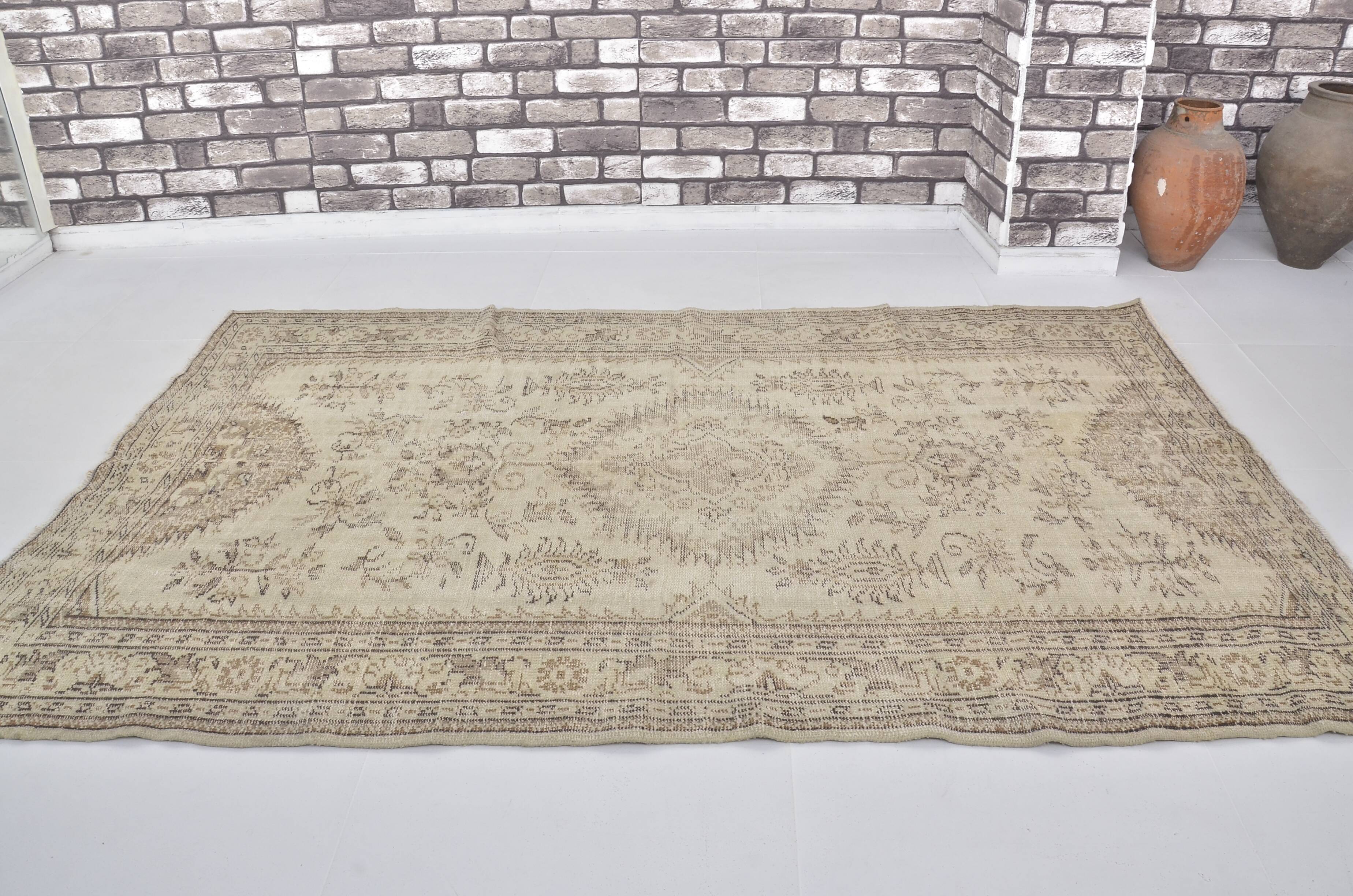 Tapis Oushak beige