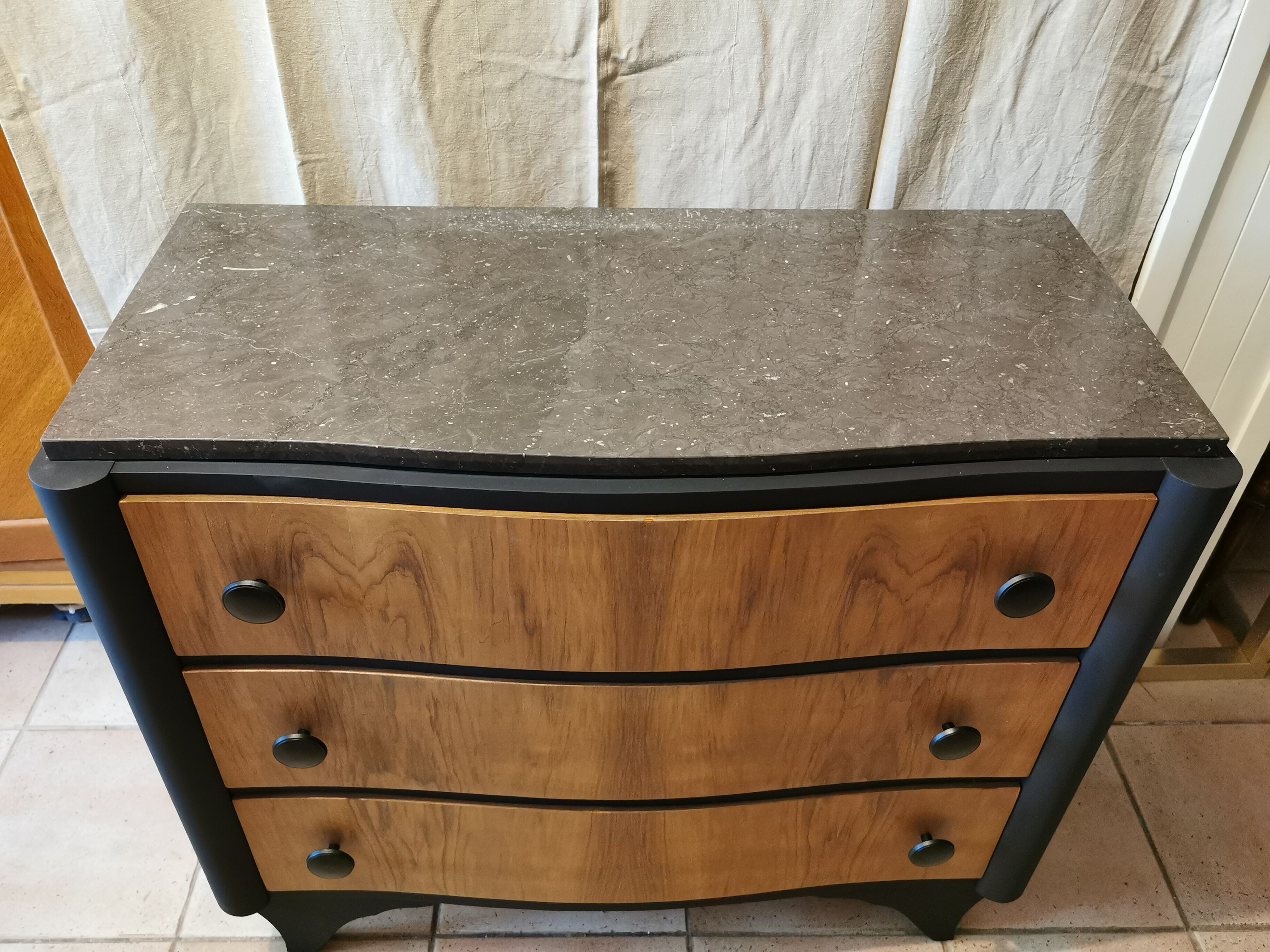 Commode art déco avec marbre